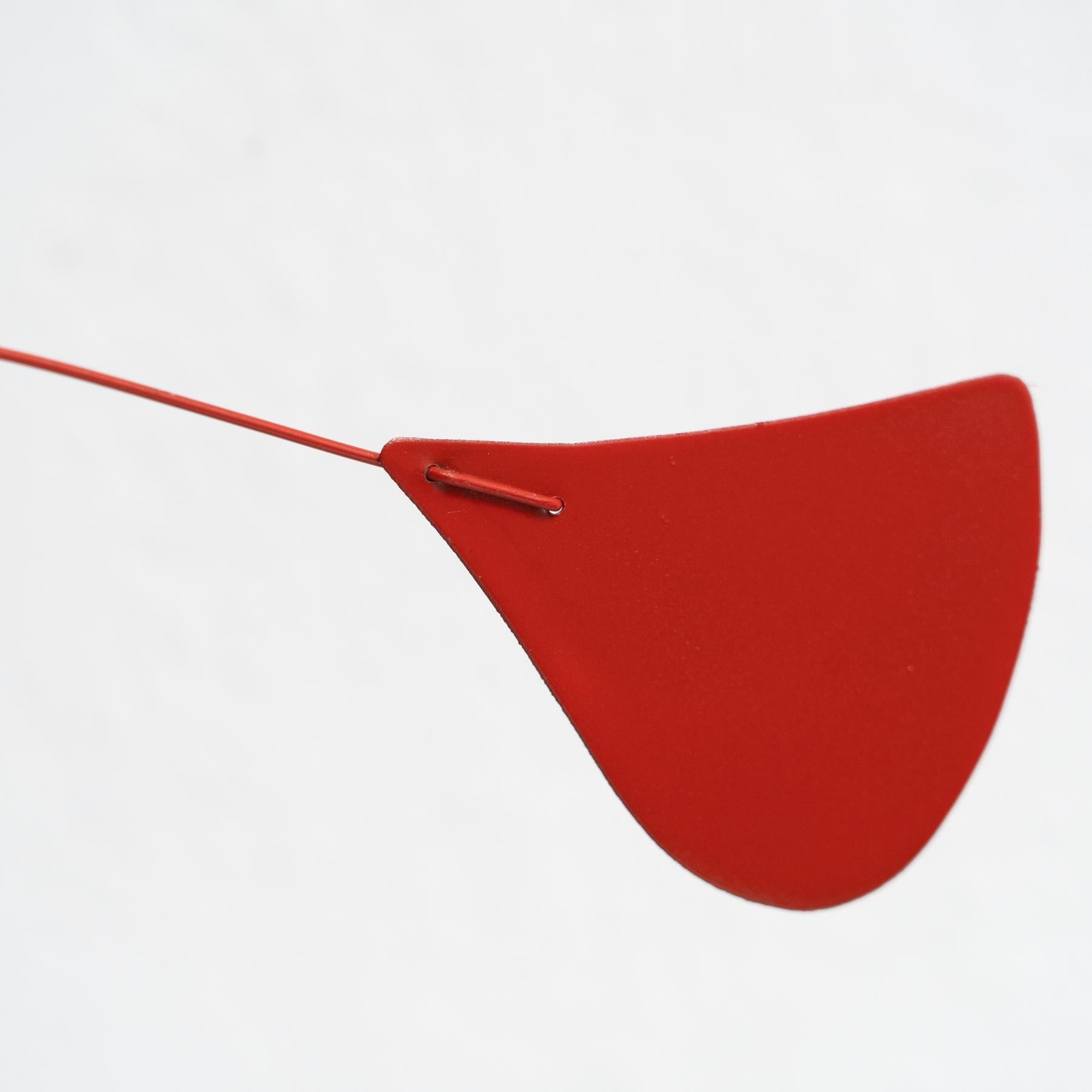 Mouvement vibrant : Sculpture cinétique - fer, peinture, mouvement en vente 4