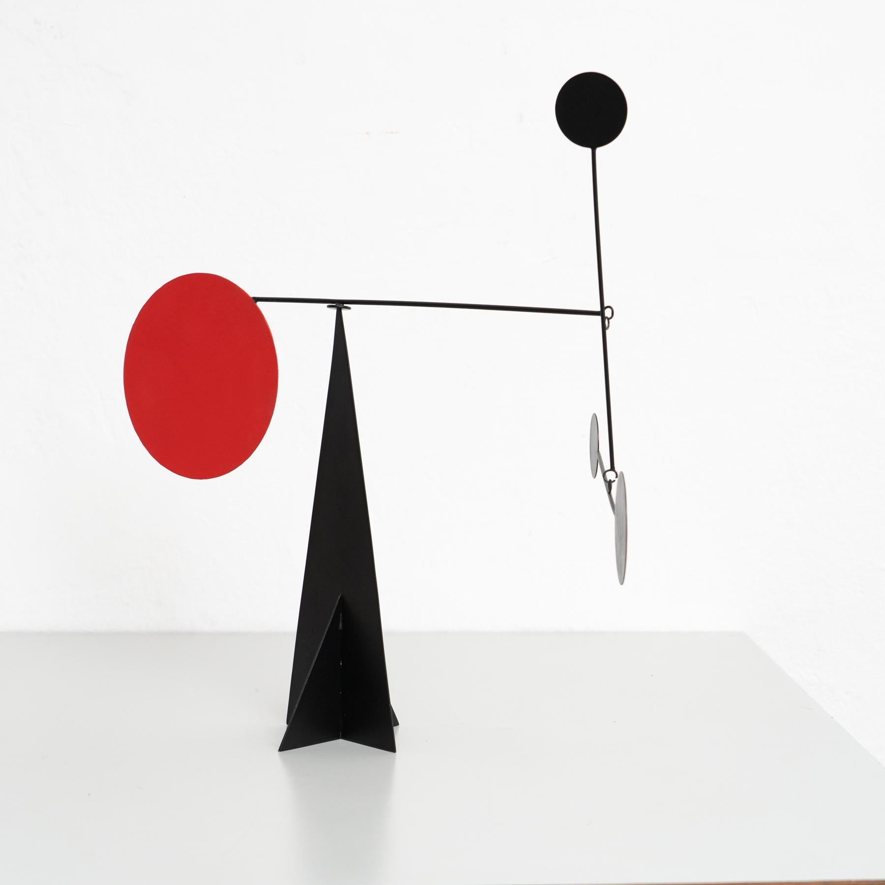 Mid-Century Modern Mouvement vibrant : Sculpture cinétique - fer, peinture, mouvement
