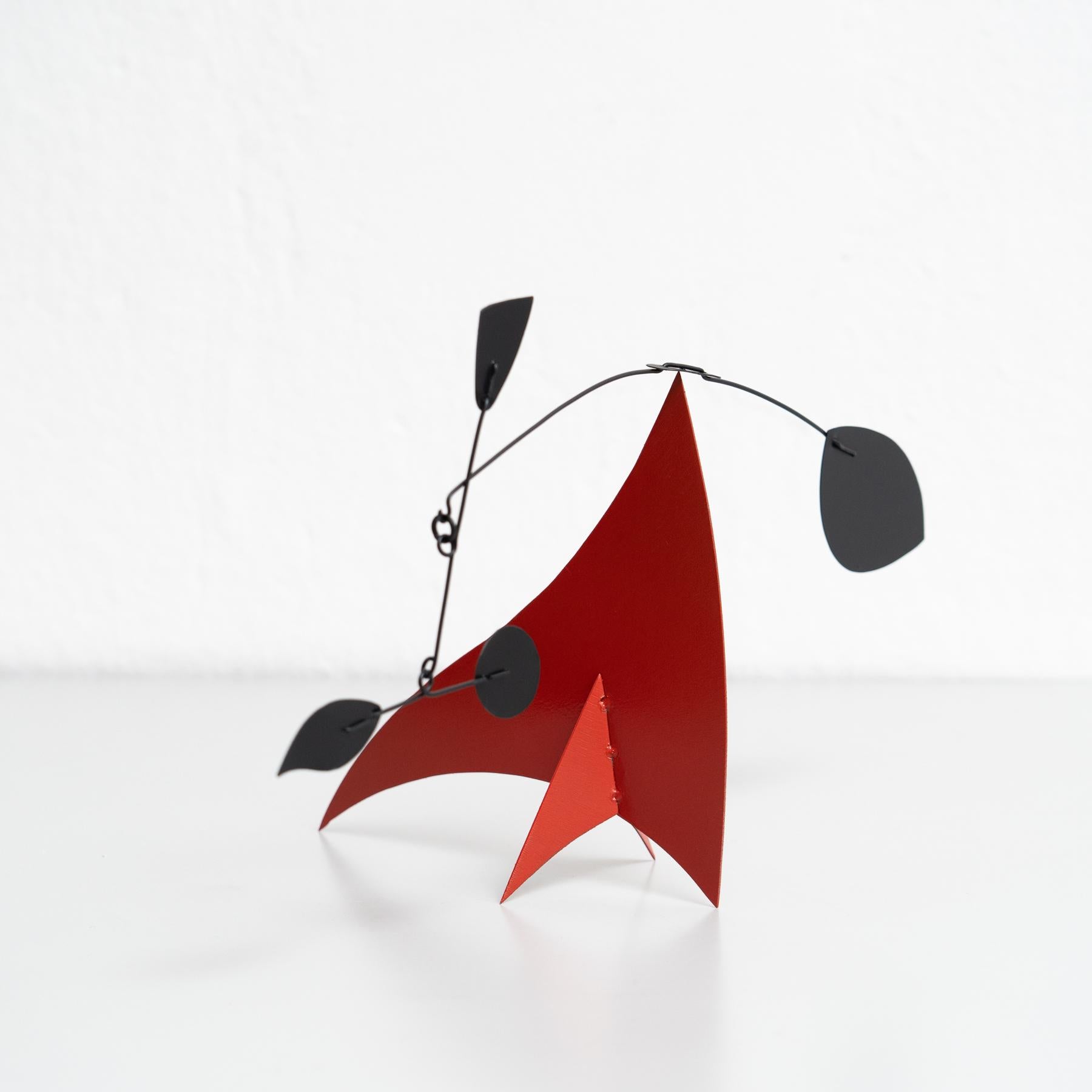 Movimiento Vibrante: Escultura Cinética - Hierro, Pintura, Movimiento en Bueno estado para la venta en Barcelona, ES