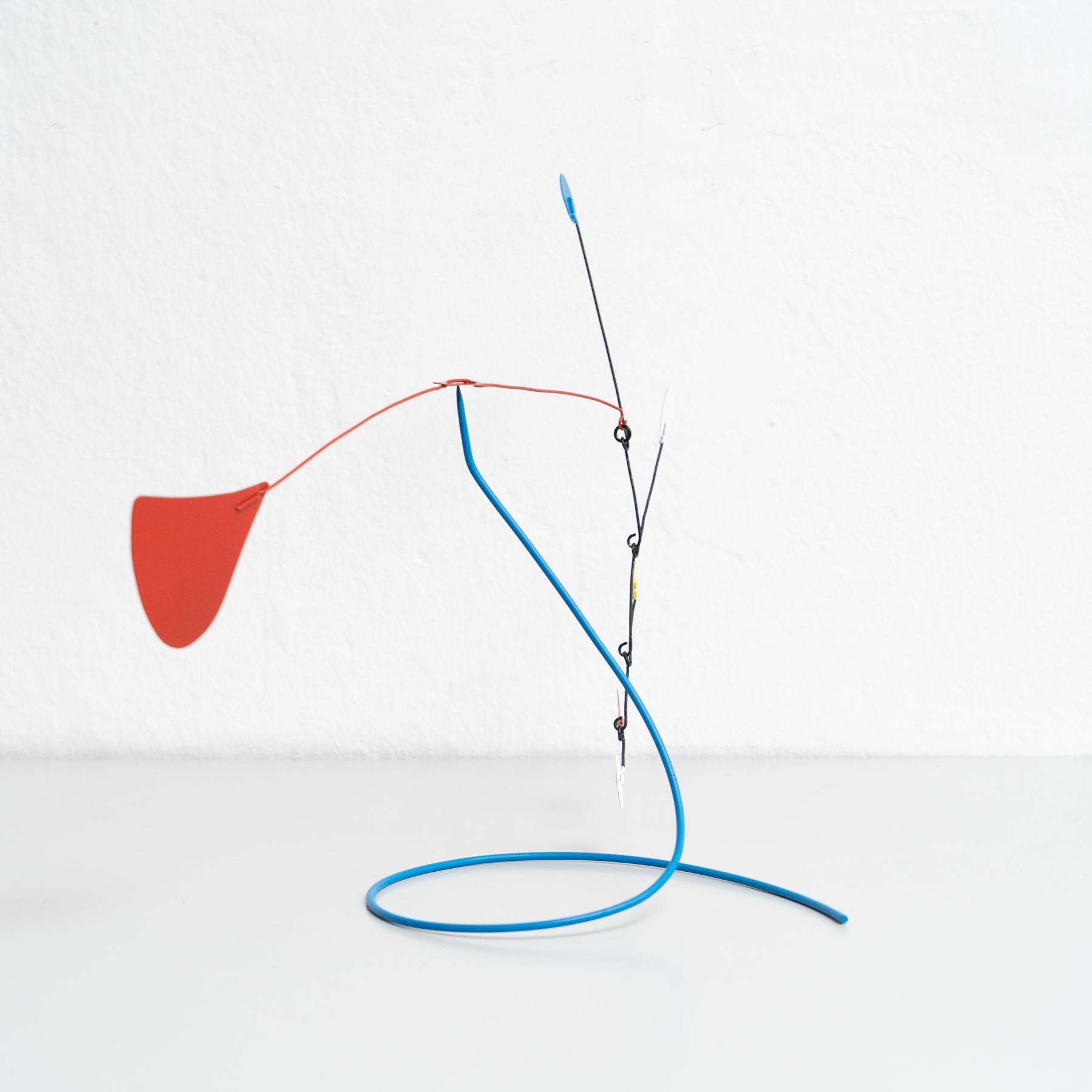 Mouvement vibrant : Sculpture cinétique - fer, peinture, mouvement Bon état - En vente à Barcelona, ES