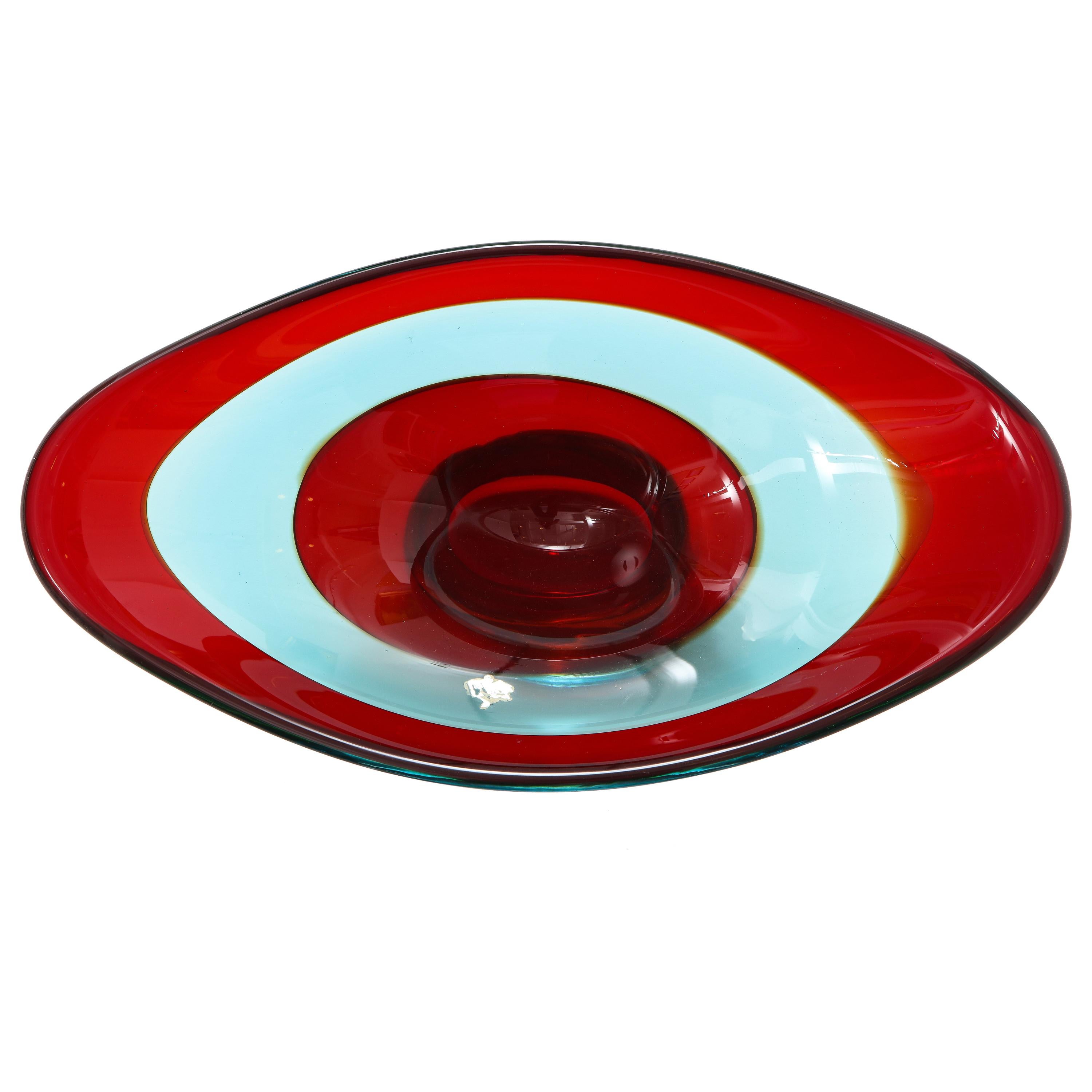 Vibrant Murano glass bowl by Fulvio Bianconi.
Bearing sticker: 