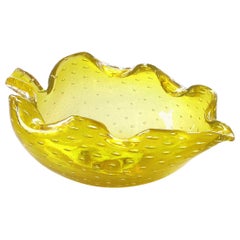 Vibrant Murano Midcentury Yellow Bullicante Art Glass Leaf-Form Bowl