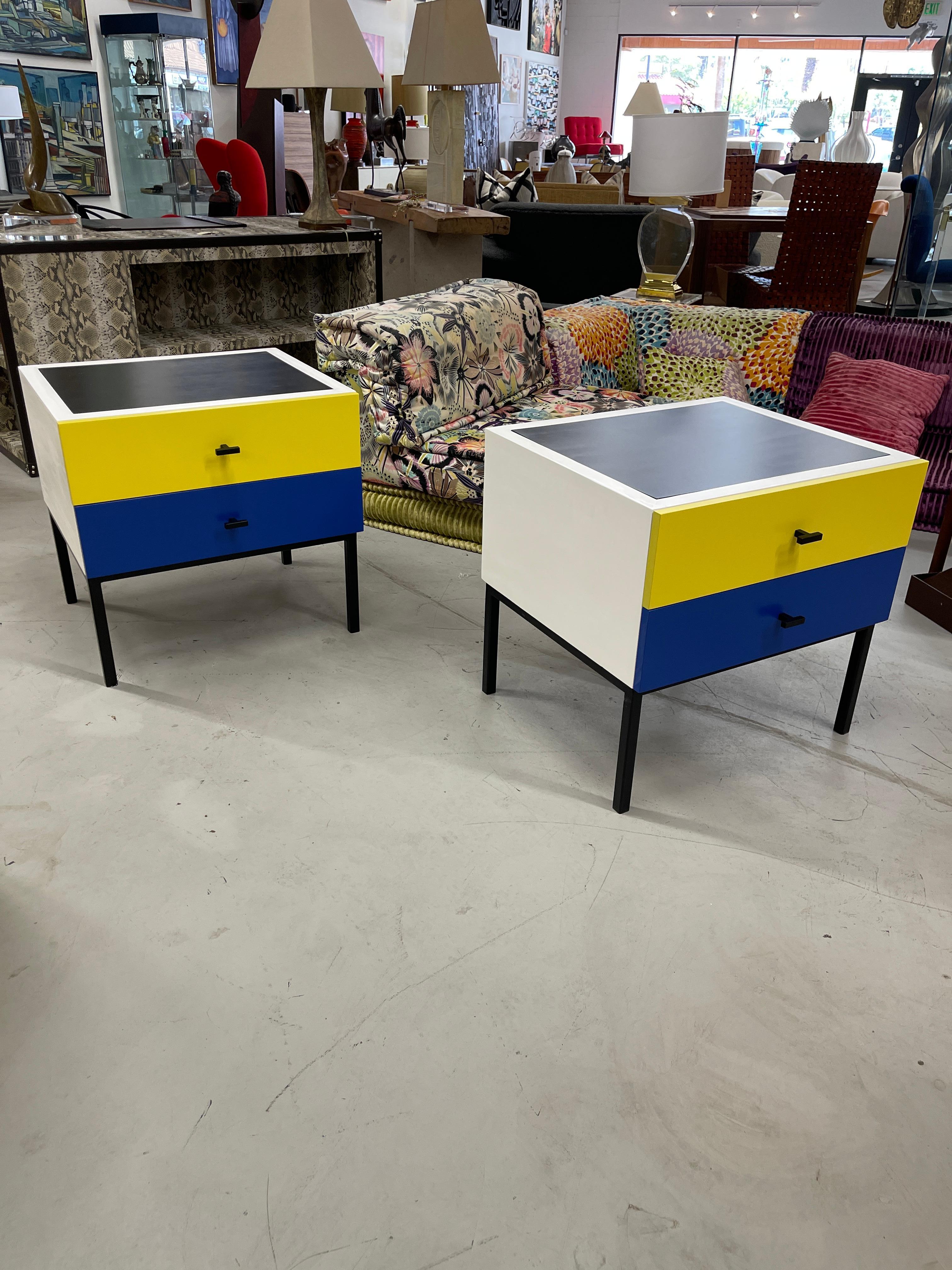 Vibrant Nightstands in Primary Colors For Sale 5