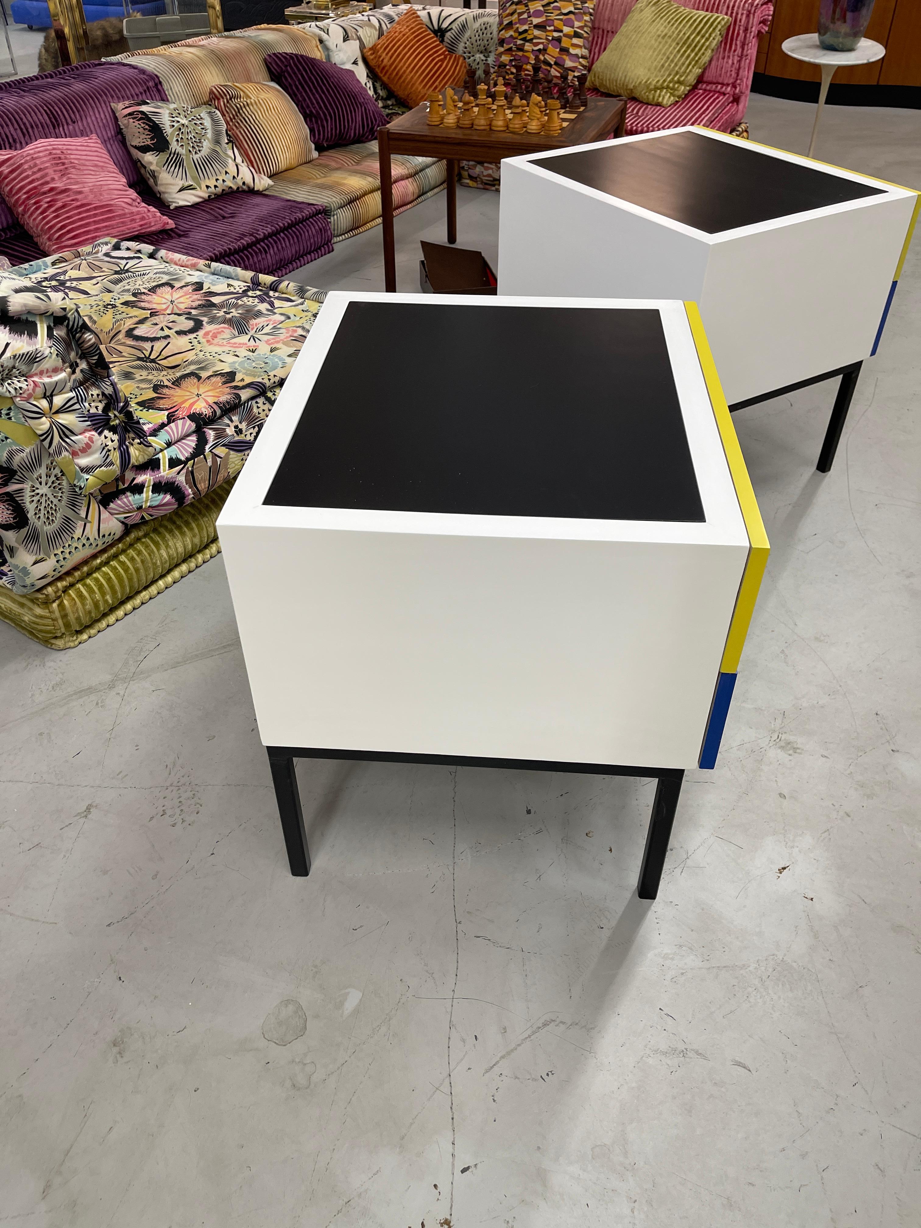 Vibrant Nightstands in Primary Colors For Sale 2