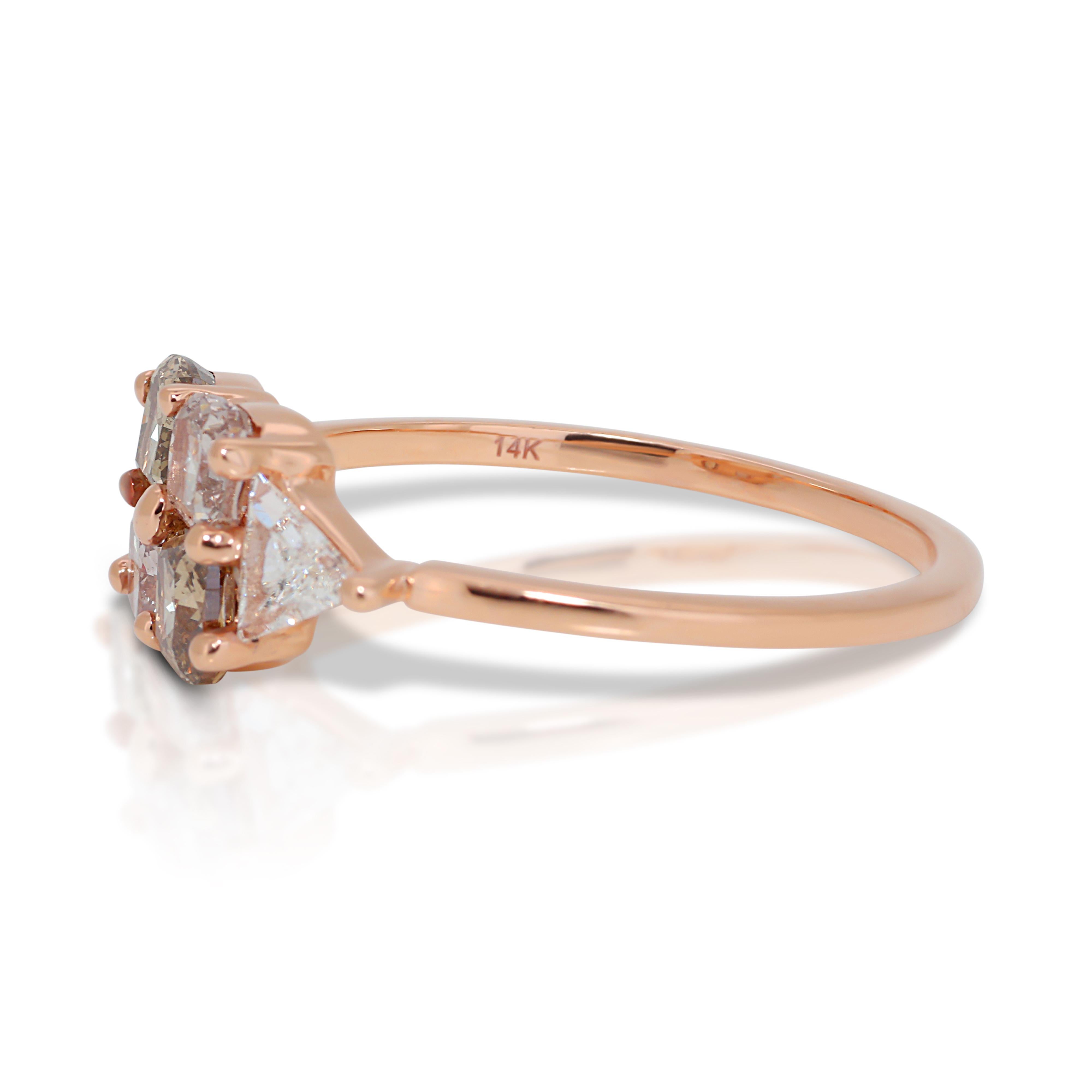 Vibrant One-of-a-Kind 14k Rose Gold Fancy-Colored Diamond Ring w/1.31 ct  In New Condition For Sale In רמת גן, IL