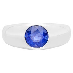 Vibrant Oval Sapphire Platinum Ring