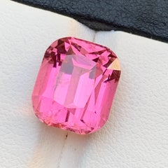 Vibrante tormalina naturale rosa da 11,06 carati con taglio a cuscino, gemma sfusa per anello
