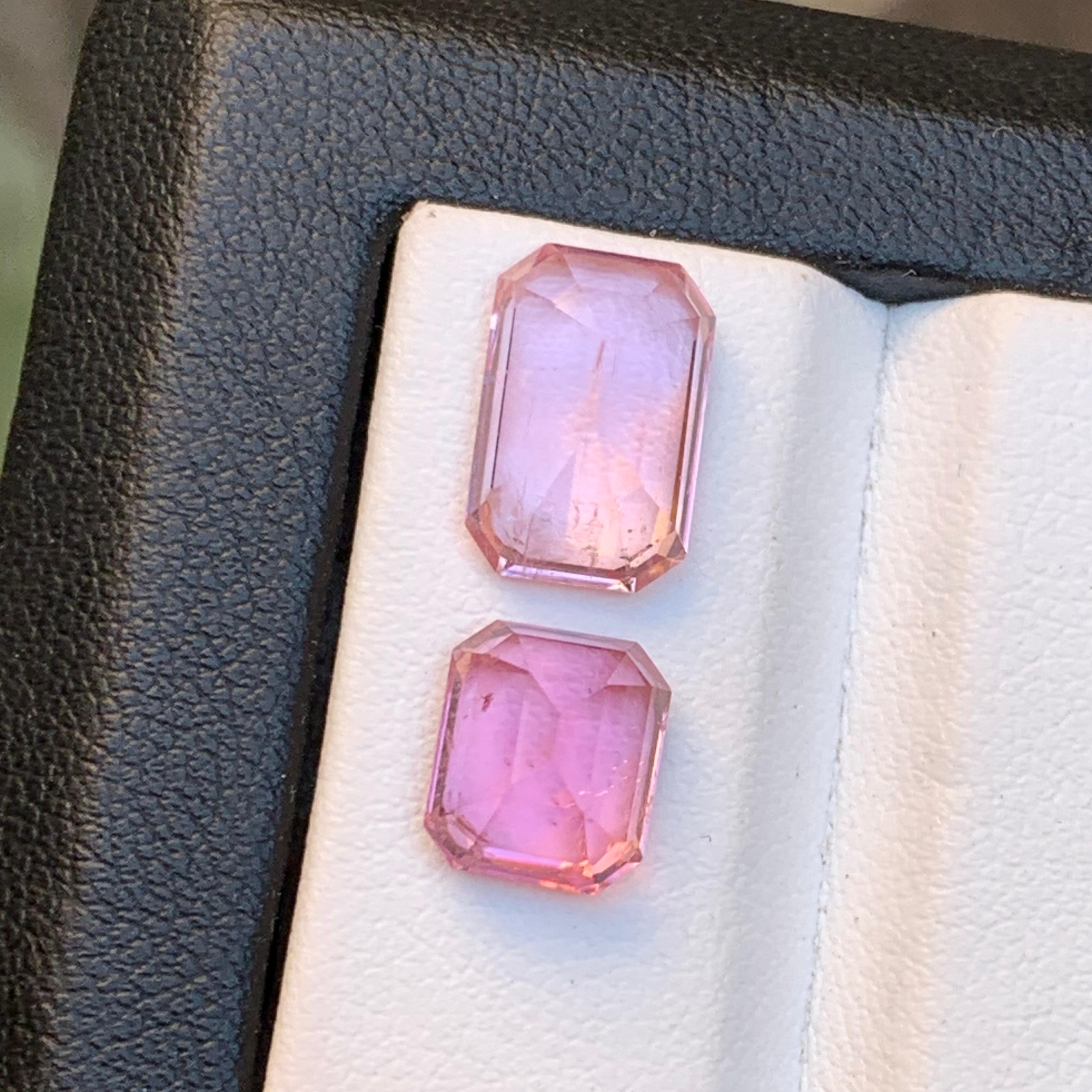 Gemme sciolte di tormalina naturale rosa vibrante 7,30 carati taglio smeraldo per gioielli in vendita 1