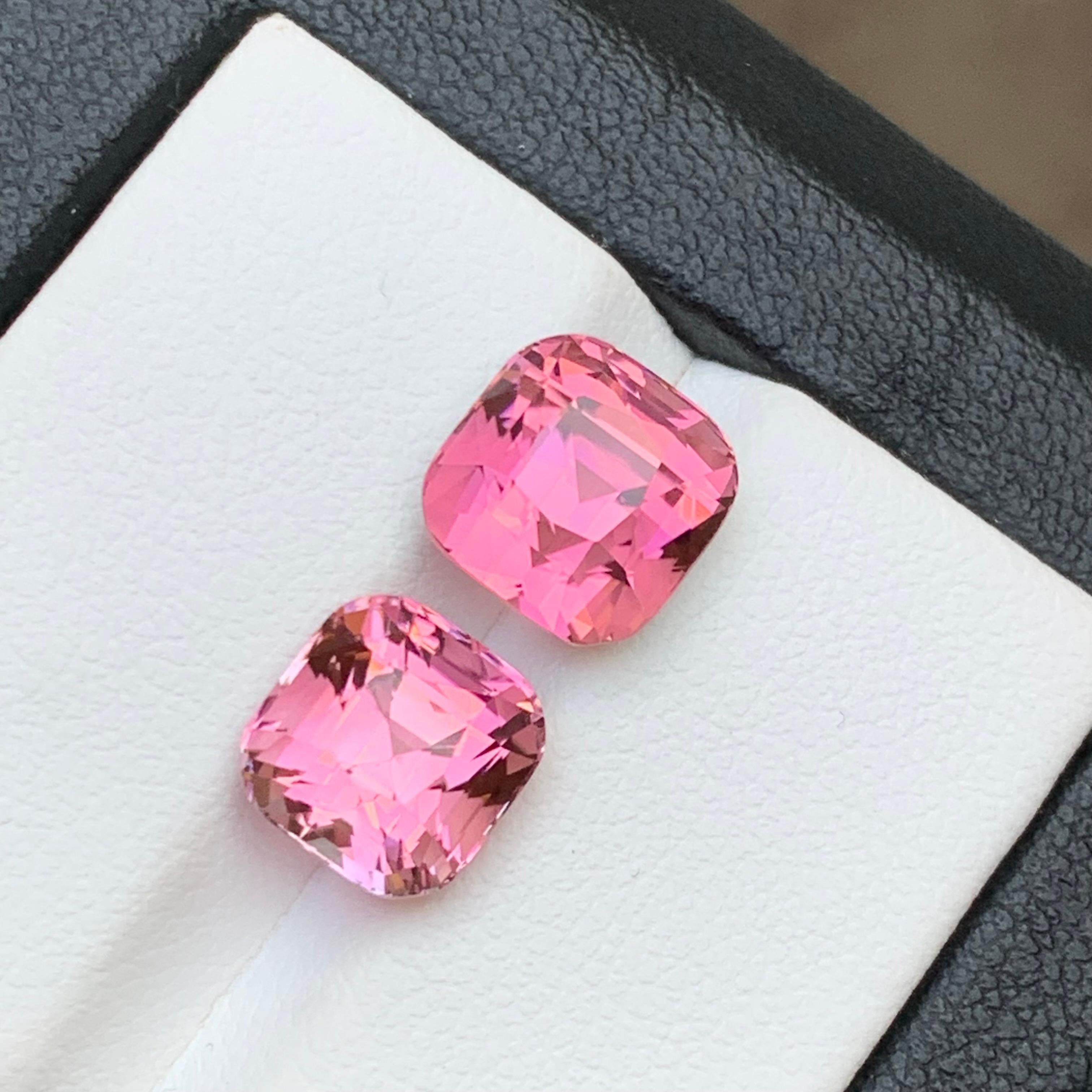 Women's or Men's Vibrant Pink Natural Tourmaline Ring Pendant Loose Gemstones 7.95 Ct Cushion Cut For Sale