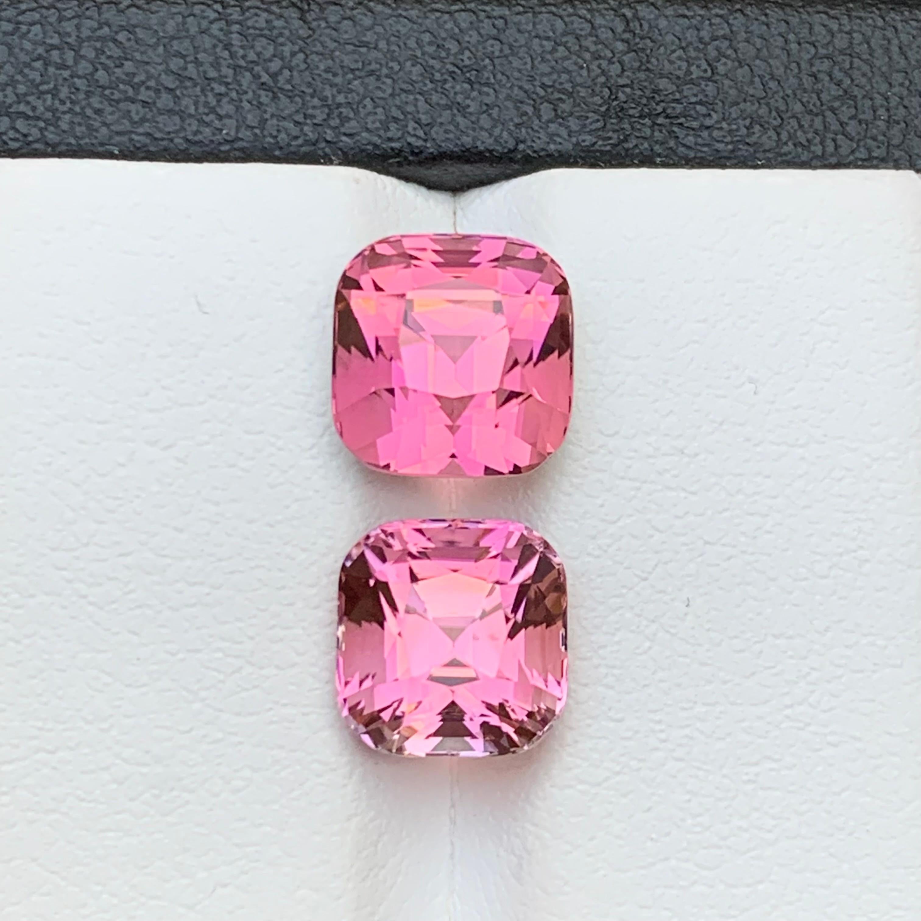 Vibrant Pink Natural Tourmaline Ring Pendant Loose Gemstones 7.95 Ct Cushion Cut For Sale 1