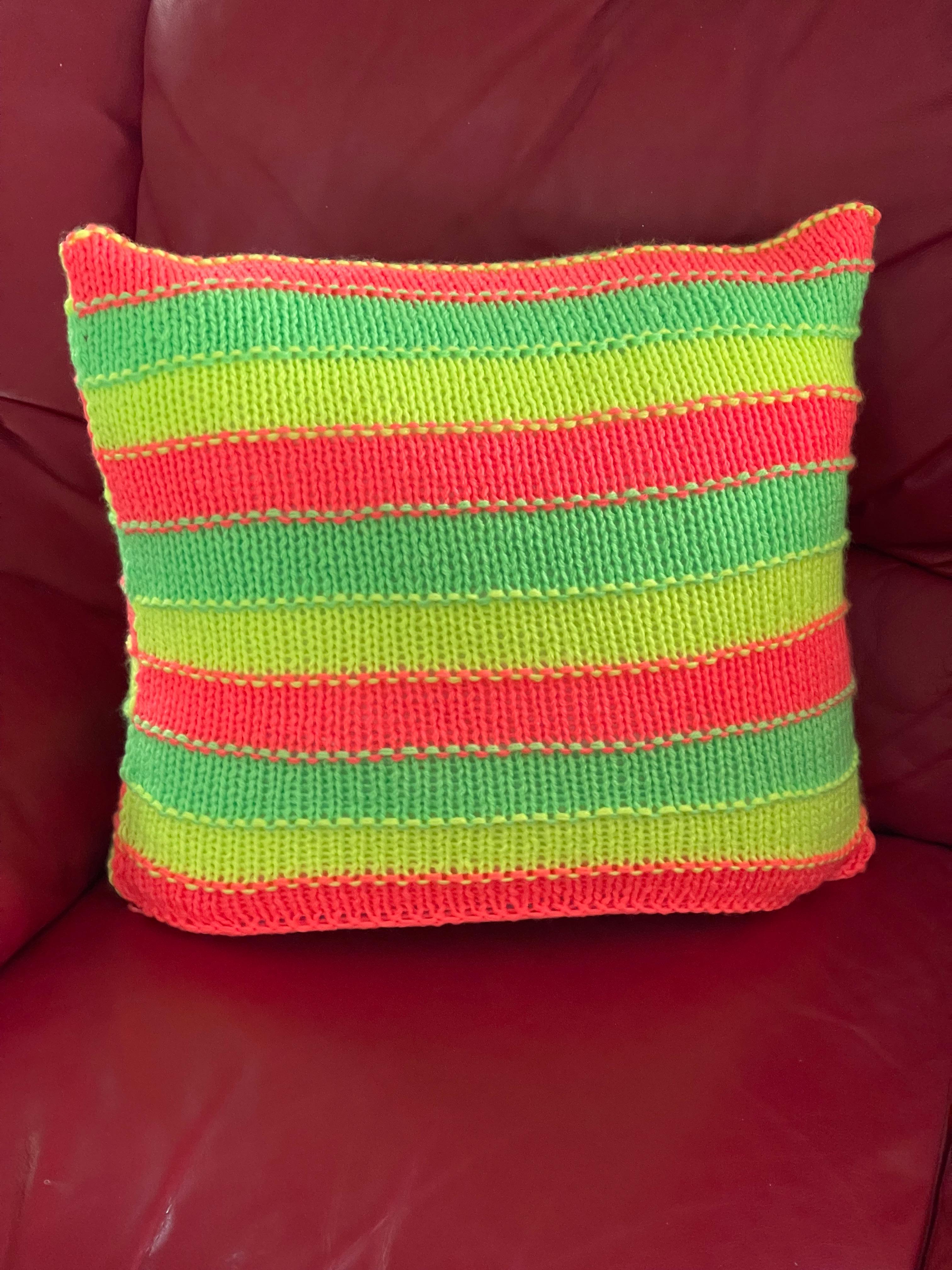 Moderno Cuscino in piuma Vibrant Printemps fatto a mano in vendita