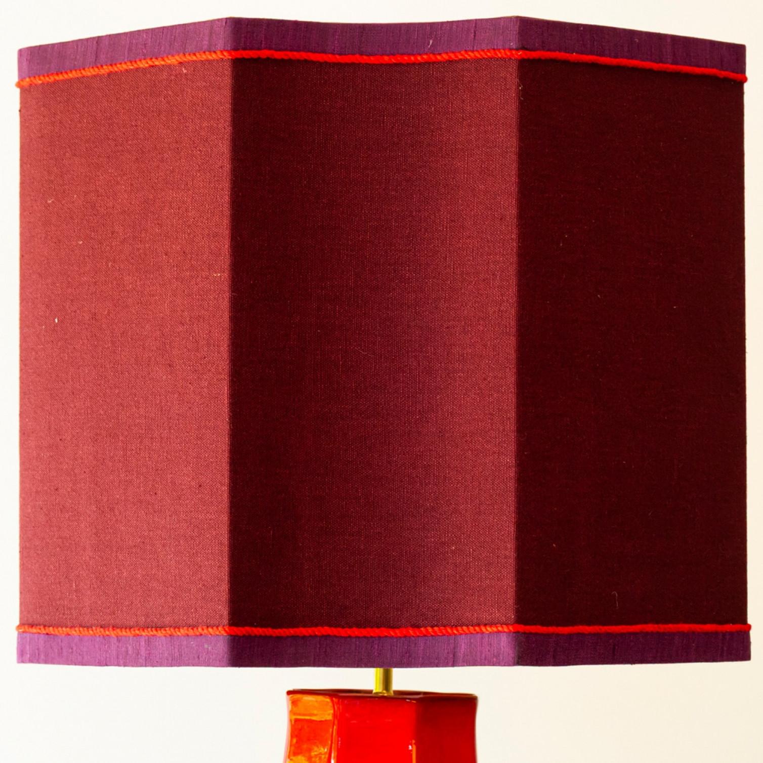 Leuchte aus roter Keramik, Lampenschirm von R. Houben, 1970 (Moderne der Mitte des Jahrhunderts)