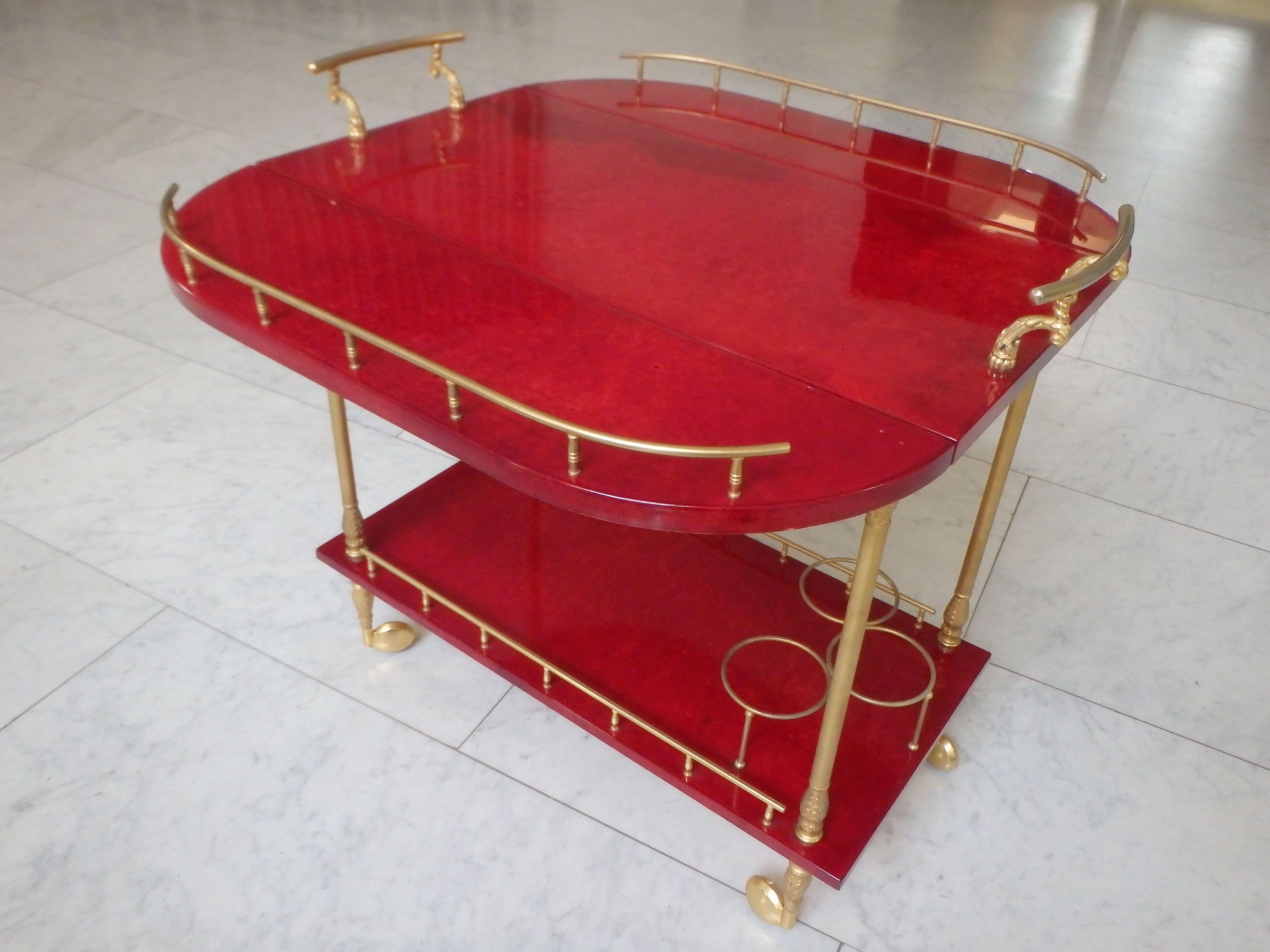 vibrant red coat skin bar cart by ALDO TURA with wings to be opend In Good Condition For Sale In Schöfflisdorf, CH