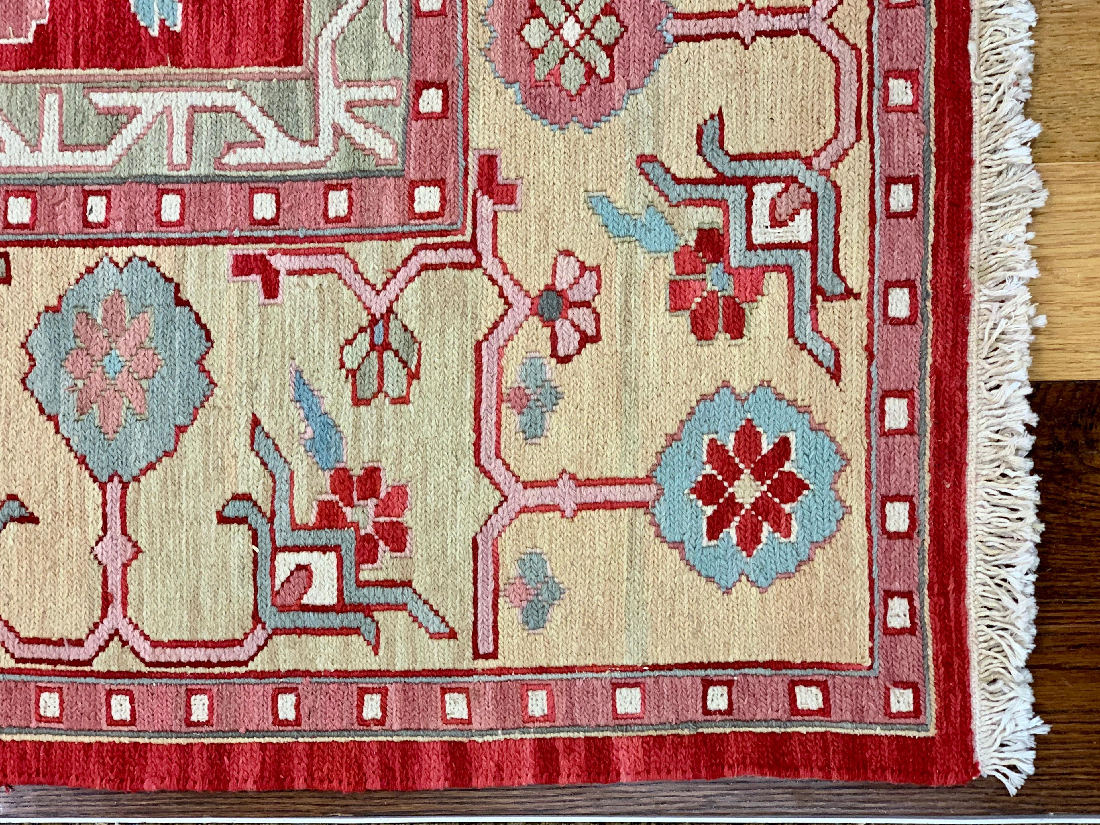 Flachgewebe-Teppich aus Wolle in leuchtendem Rot im Angebot 5