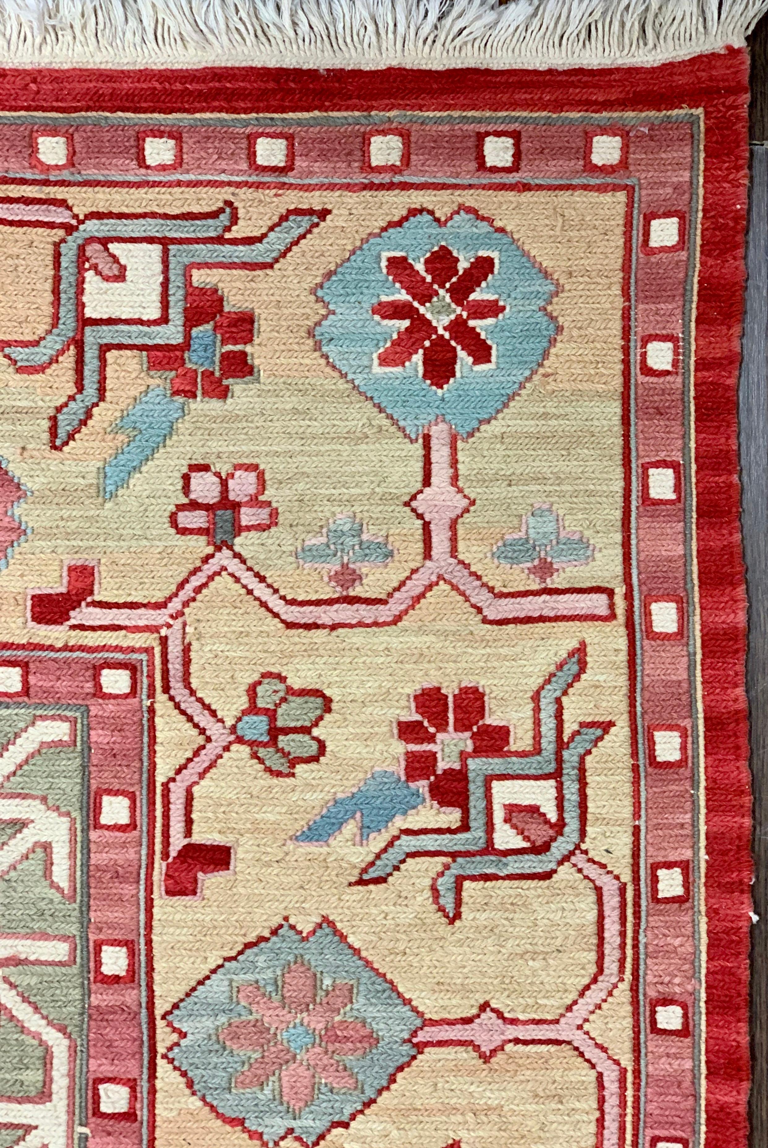 Vibrant Red Wool Flat-Weave Area Rug In Good Condition For Sale In West Hartford, CT