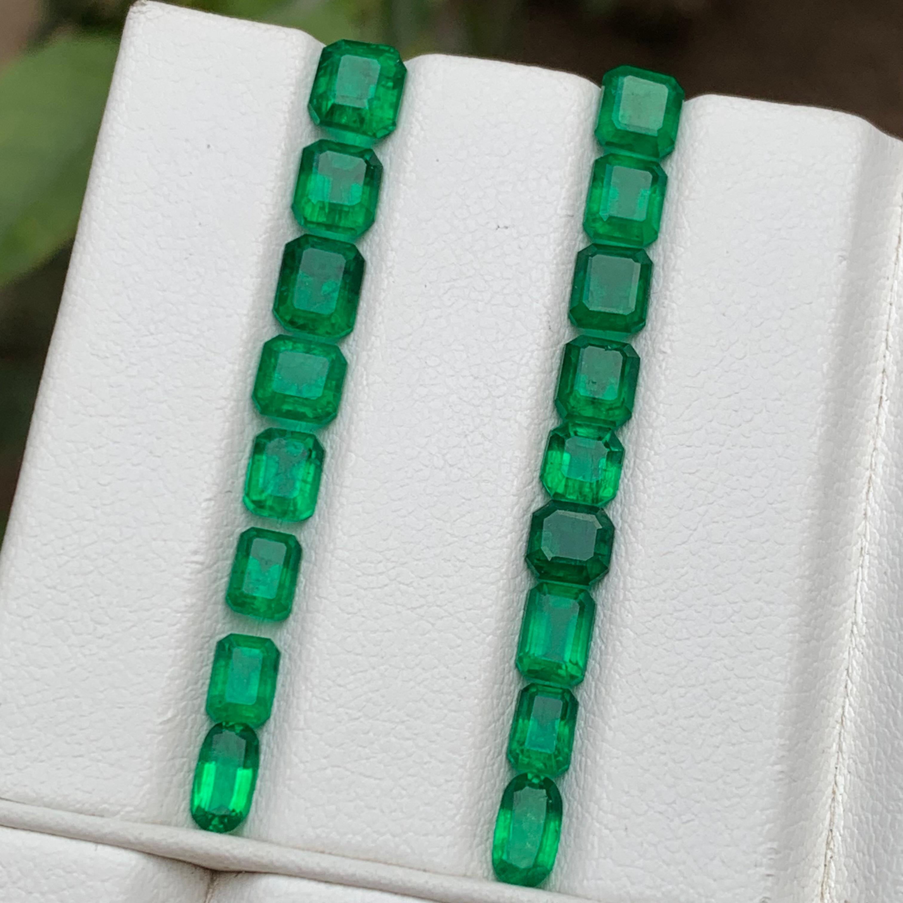 Emerald Cut Vibrant Rich Green Natural Emerald Jewelry Size Loose Gemstone Lot 8.60 Ct-Jewel For Sale