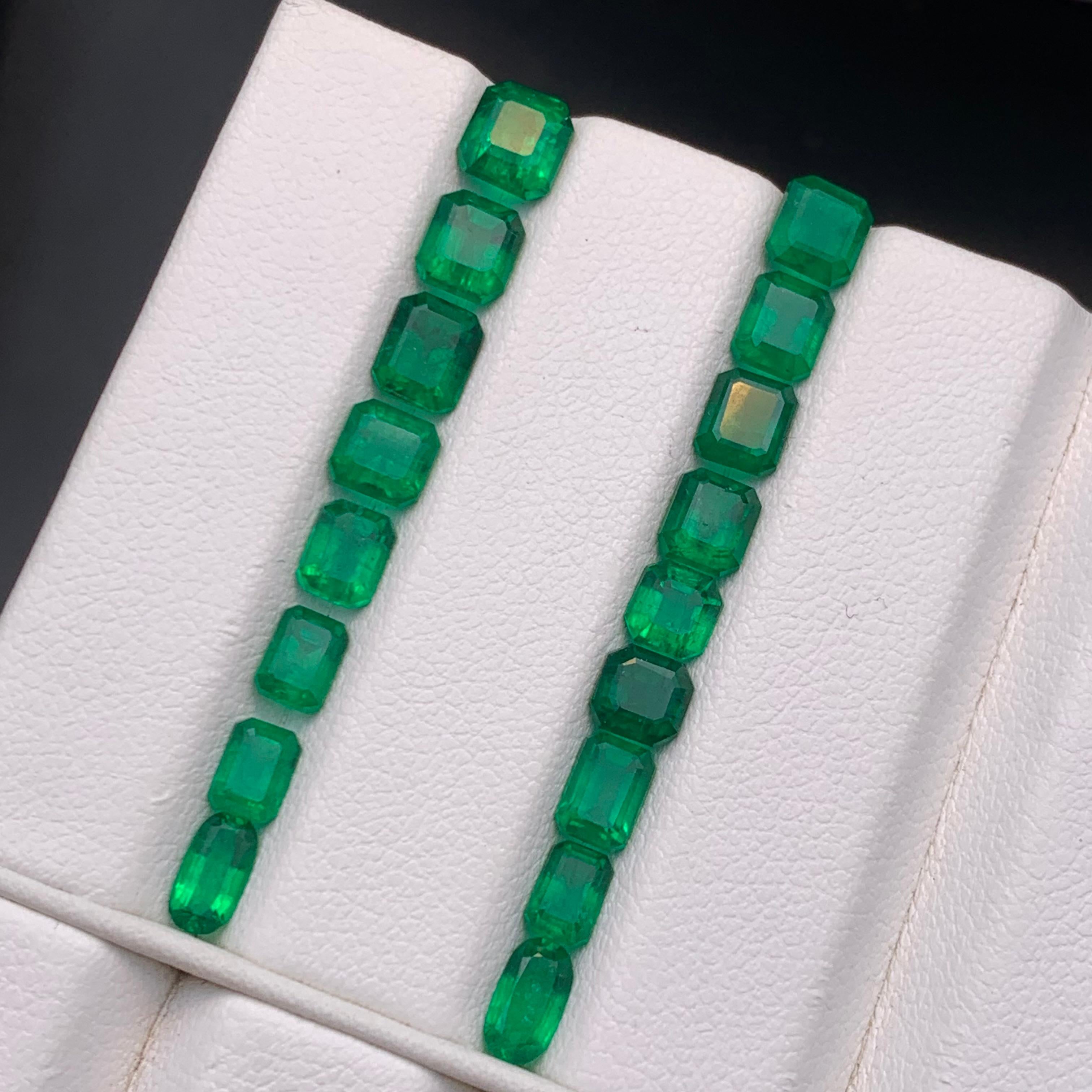 Vibrant Rich Green Natural Emerald Jewelry Size Loose Gemstone Lot 8.60 Ct-Jewel For Sale 1