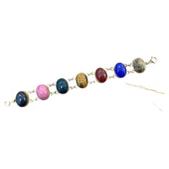 Vibrant Scarab Bracelet with Gold Links – A Touch of Ancient Elegance