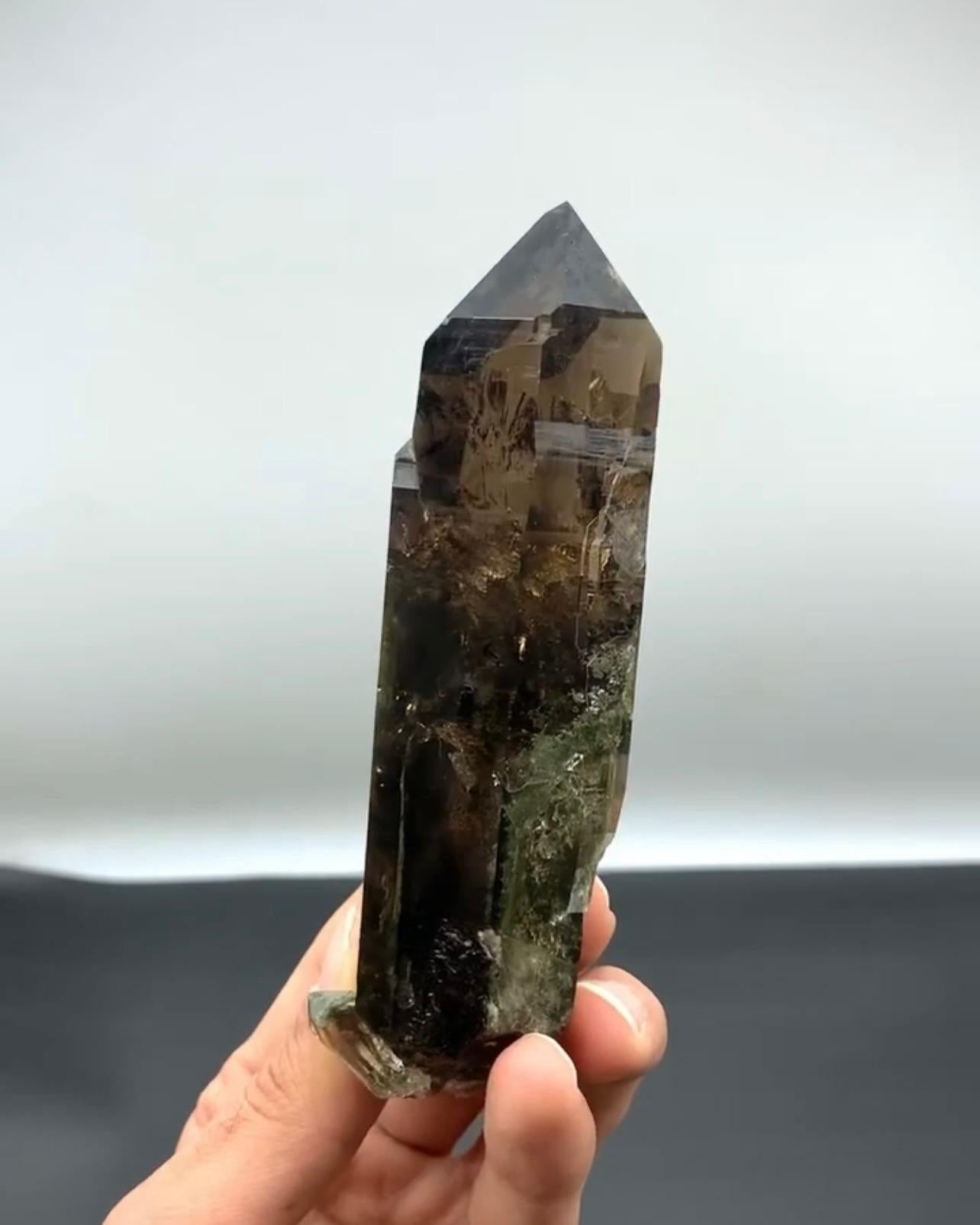 Other Vibrant Smoky Brown Pointed Terminated Quartz Crystal From Pakistan For Sale