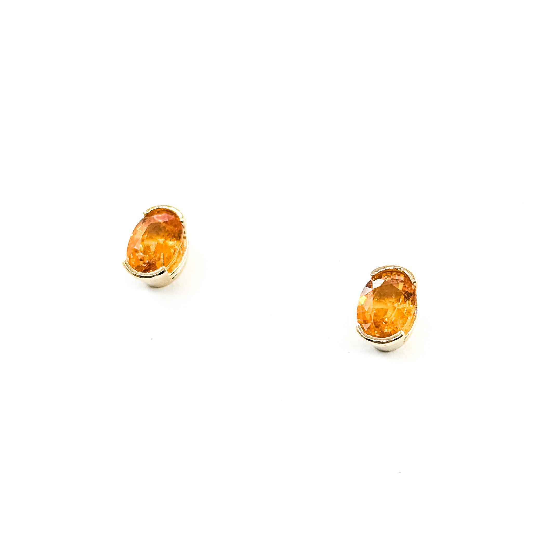 Boucles d'oreilles en or jaune 14k avec grenat spessartite vibrant Pour femmes en vente