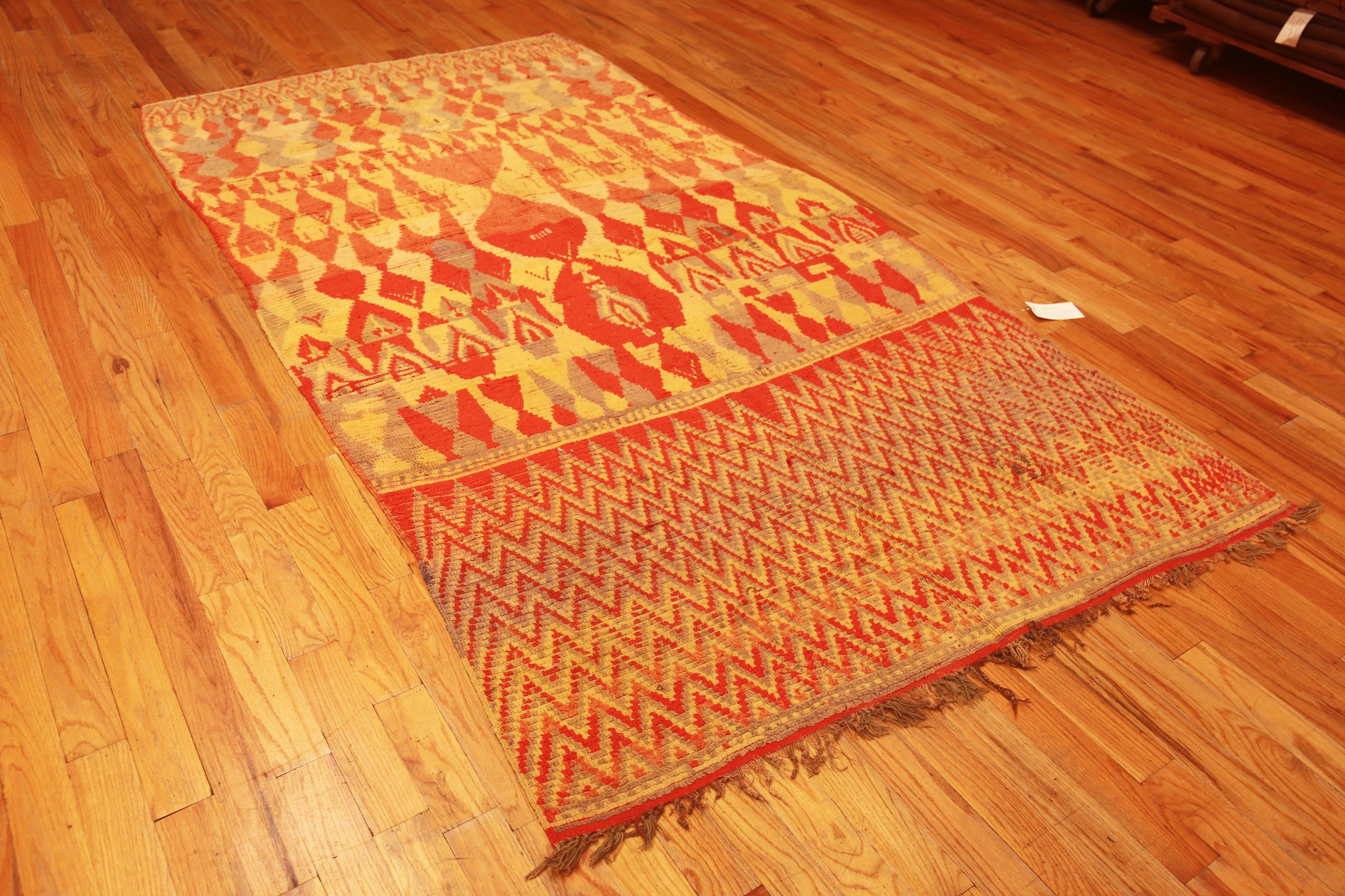 Vibrant Tribal Vintage Moroccan Azilal Rug, Country of origin: Morocco, Circa date: Vintage