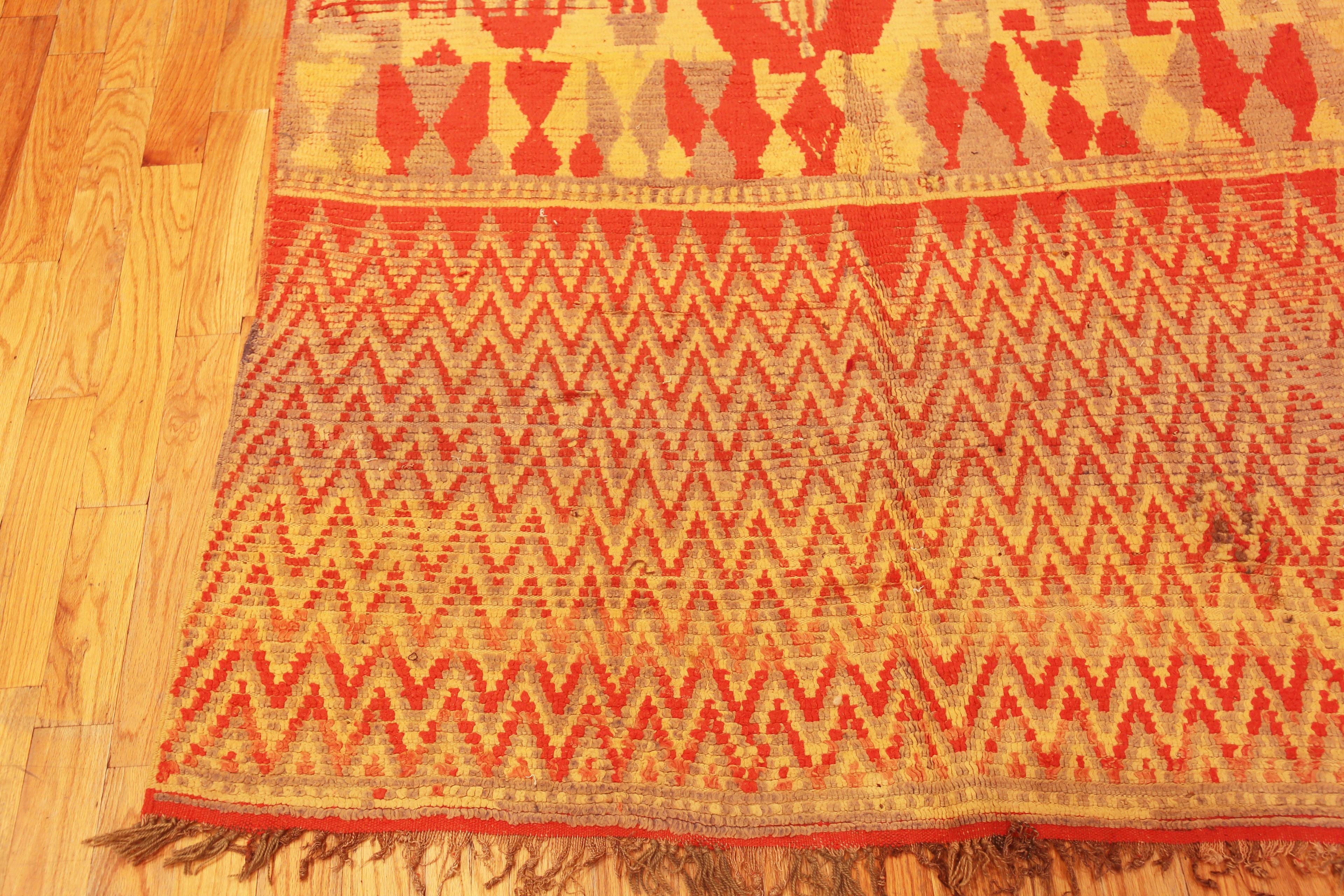Vibrant Tribal Vintage Moroccan Azilal Rug 5'3