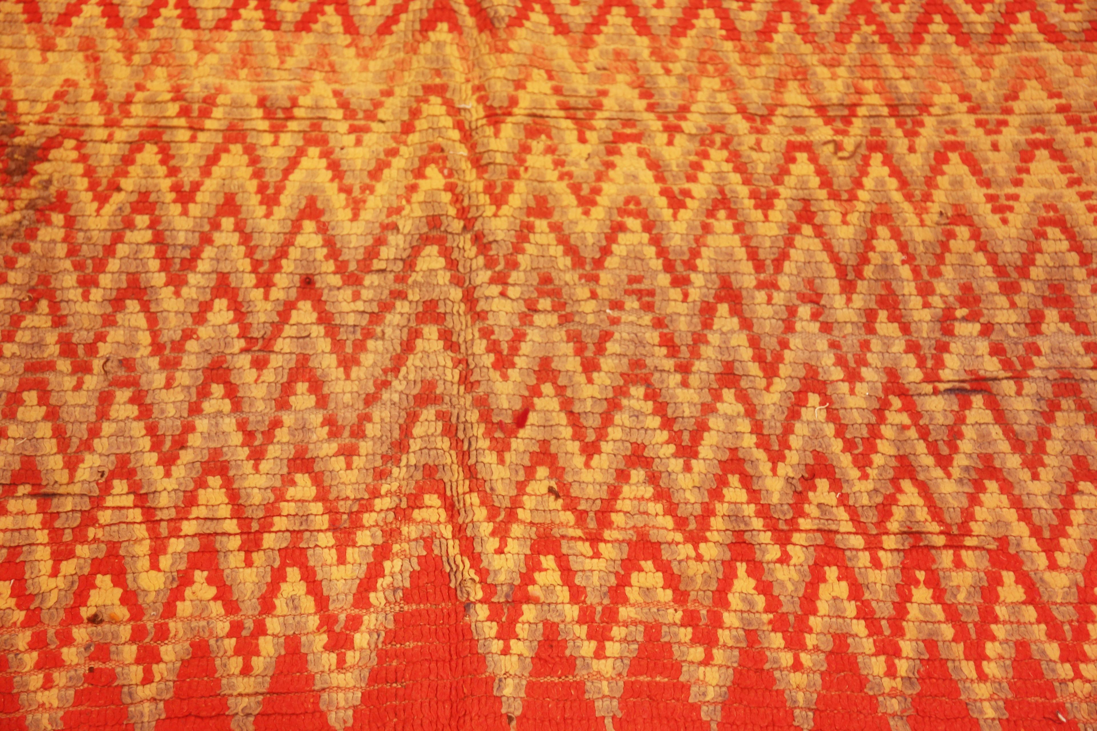 20th Century Vibrant Tribal Vintage Moroccan Azilal Rug 5'3