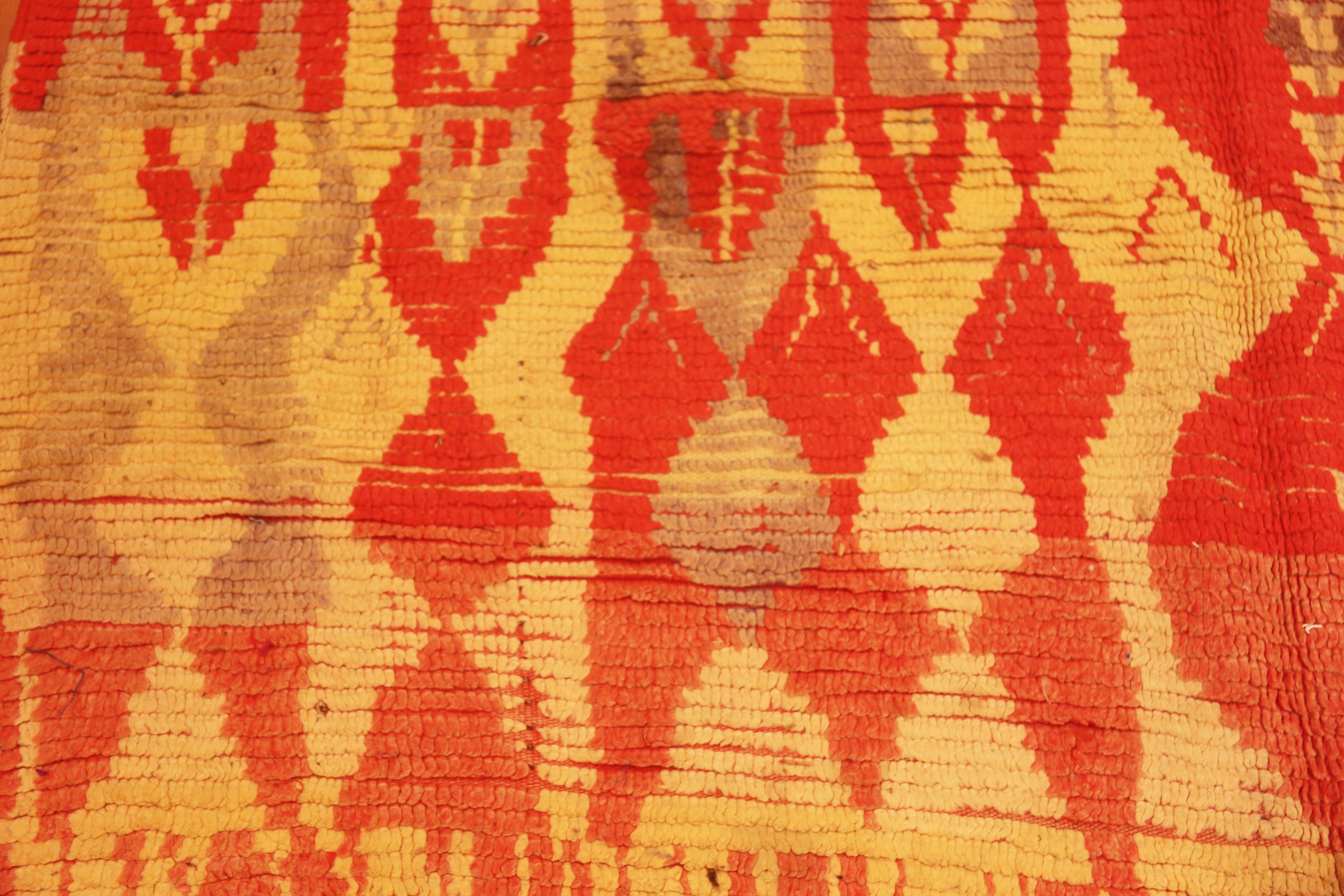 Vibrant Tribal Vintage Moroccan Azilal Rug 5'3