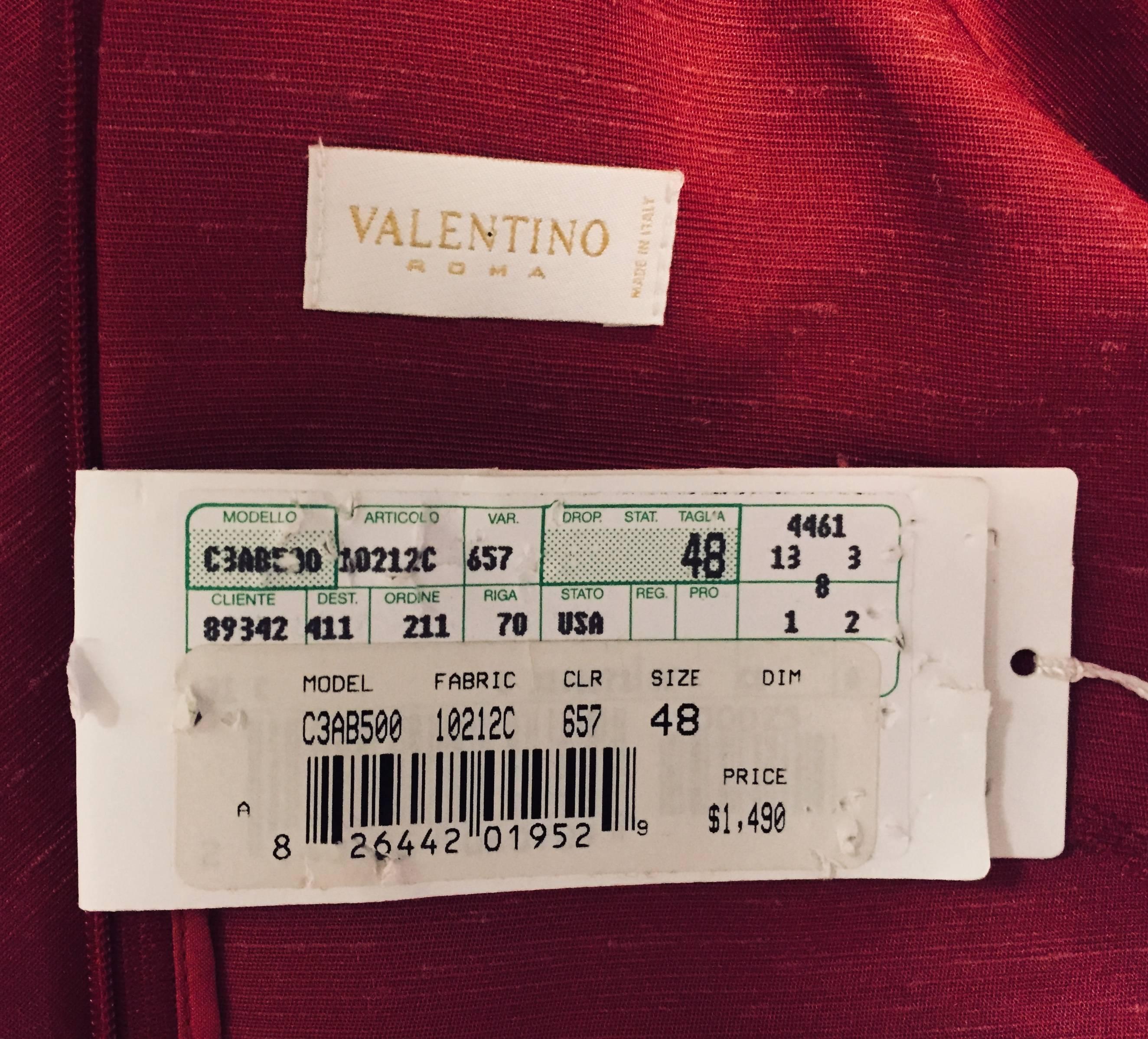Vibrant Valentino Red Wool Blend Dress In Excellent Condition For Sale In Palm Beach, FL