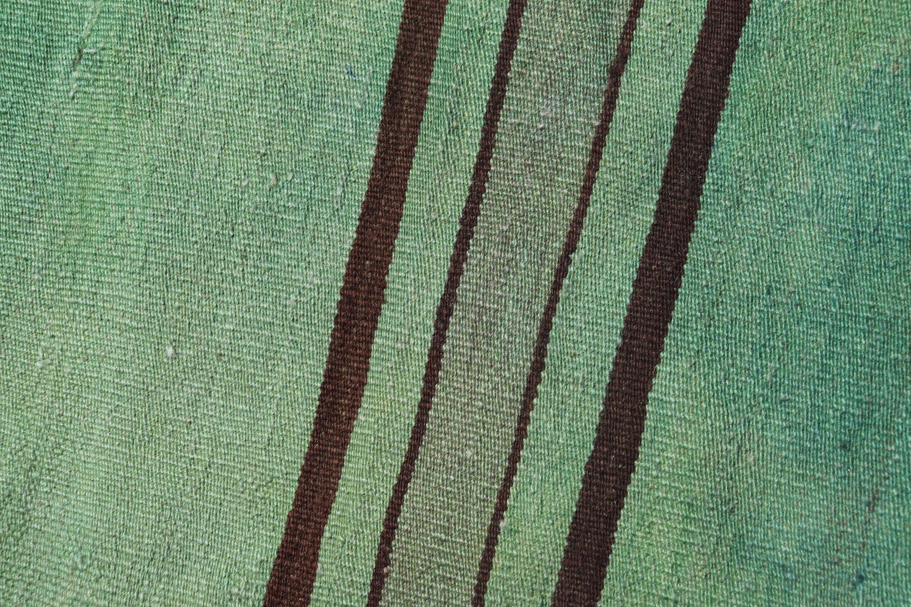 Vibrante runner kilim turco vintage a strisce verdi e marroni 2'9 x 12'1 in vendita 2