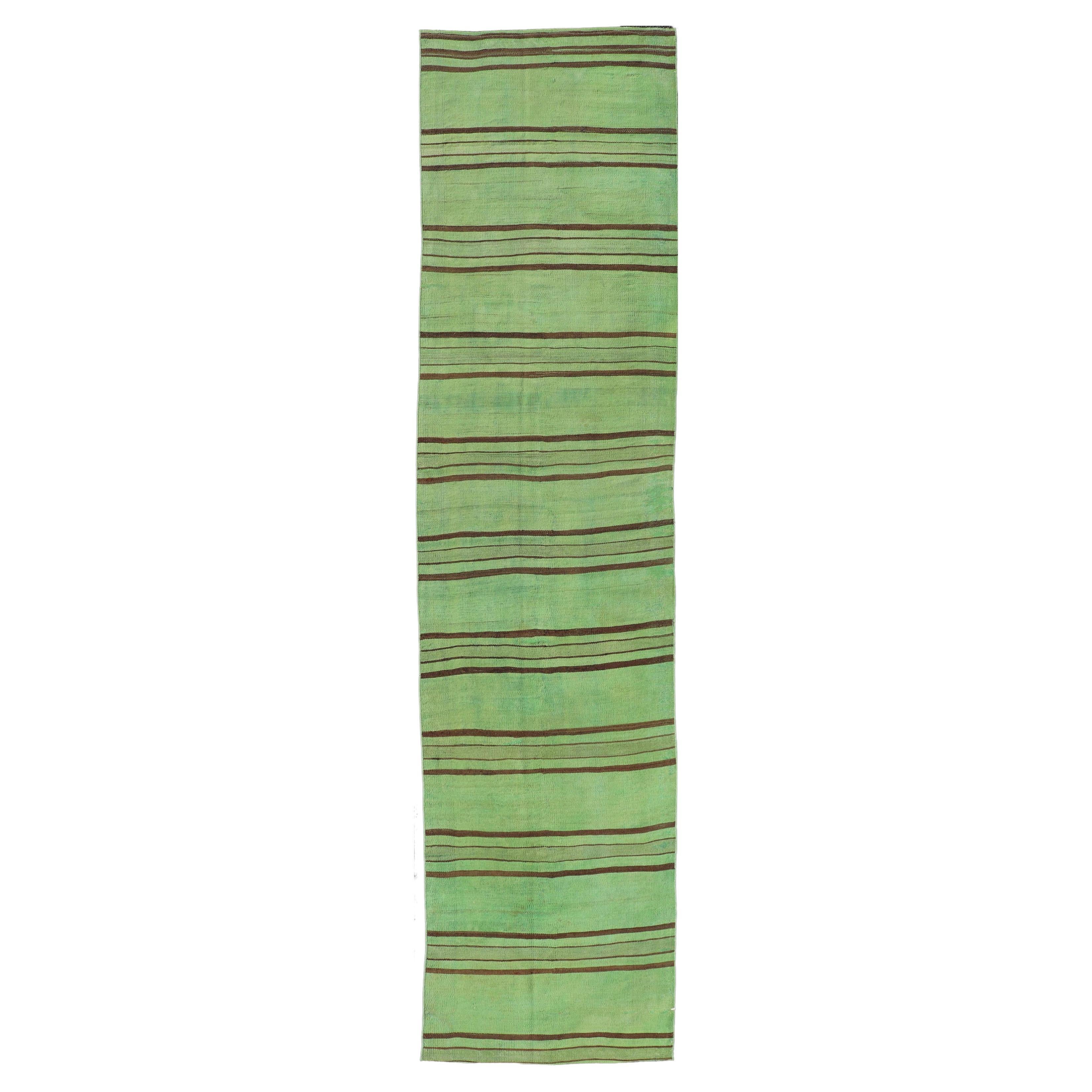 Vibrante runner kilim turco vintage a strisce verdi e marroni 2'9 x 12'1 in vendita