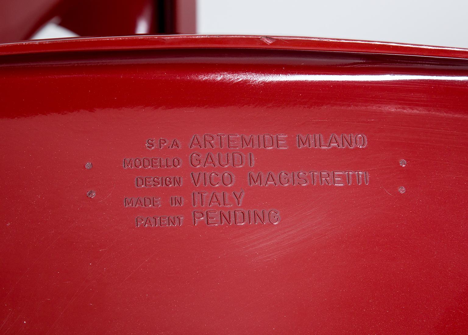 Plastic Vicario Armchair by Vico Magistretti for Artemide in Dark Red