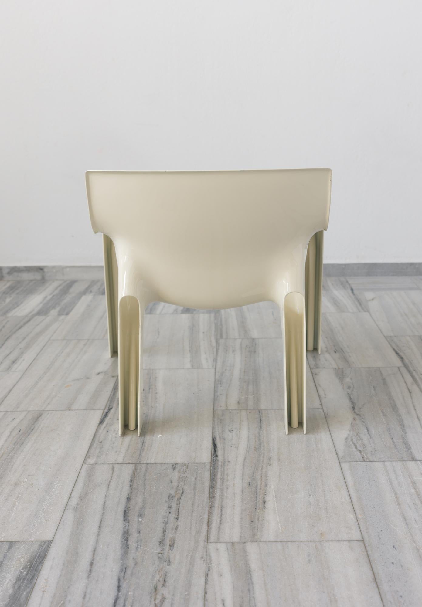 Sillón Vicario diseñado por Vico Magistretti para Artemide, Italia, años setenta. finales del siglo XX en venta