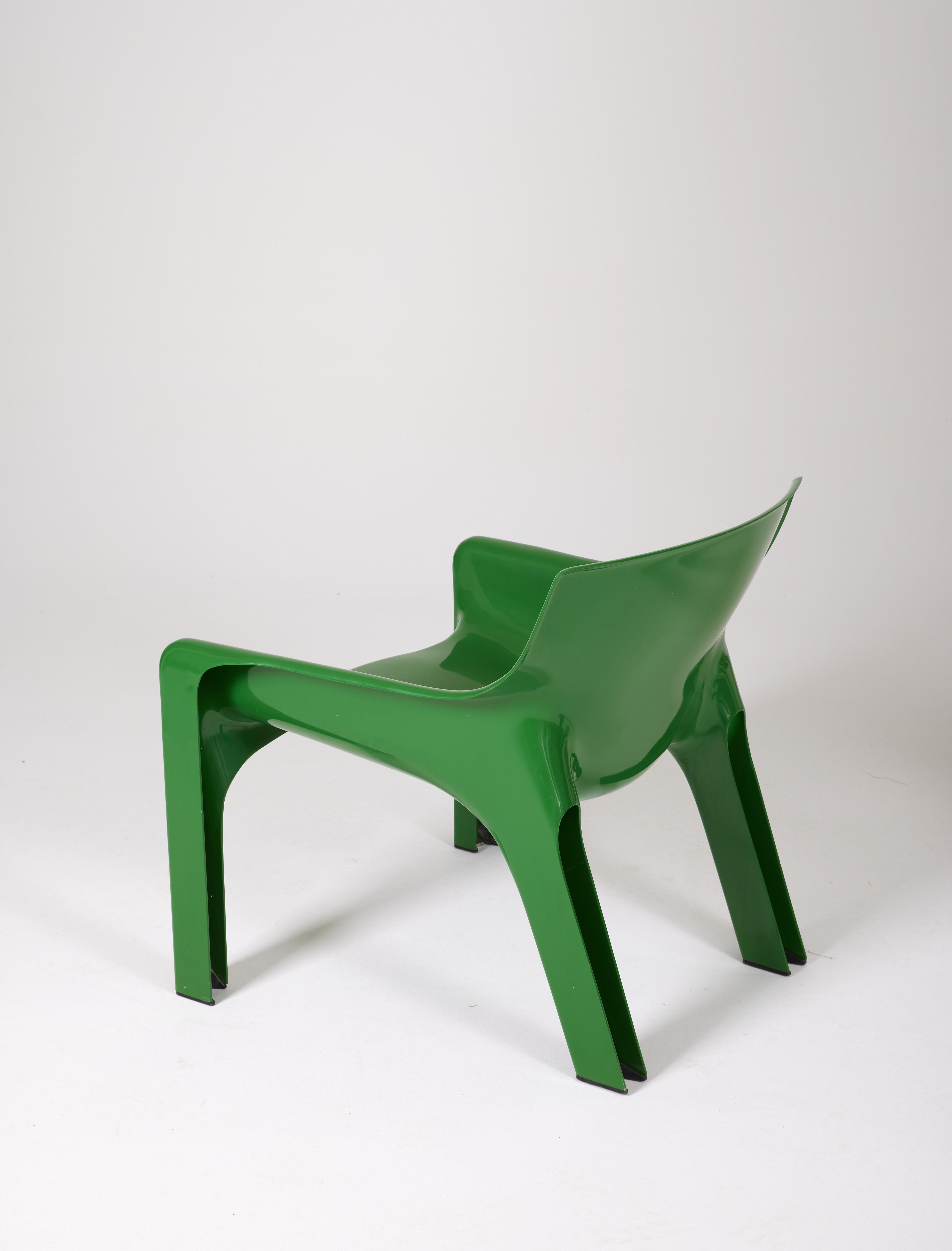 Vicario Chair Set by Vico Magistretti for Artemide, 1972 4