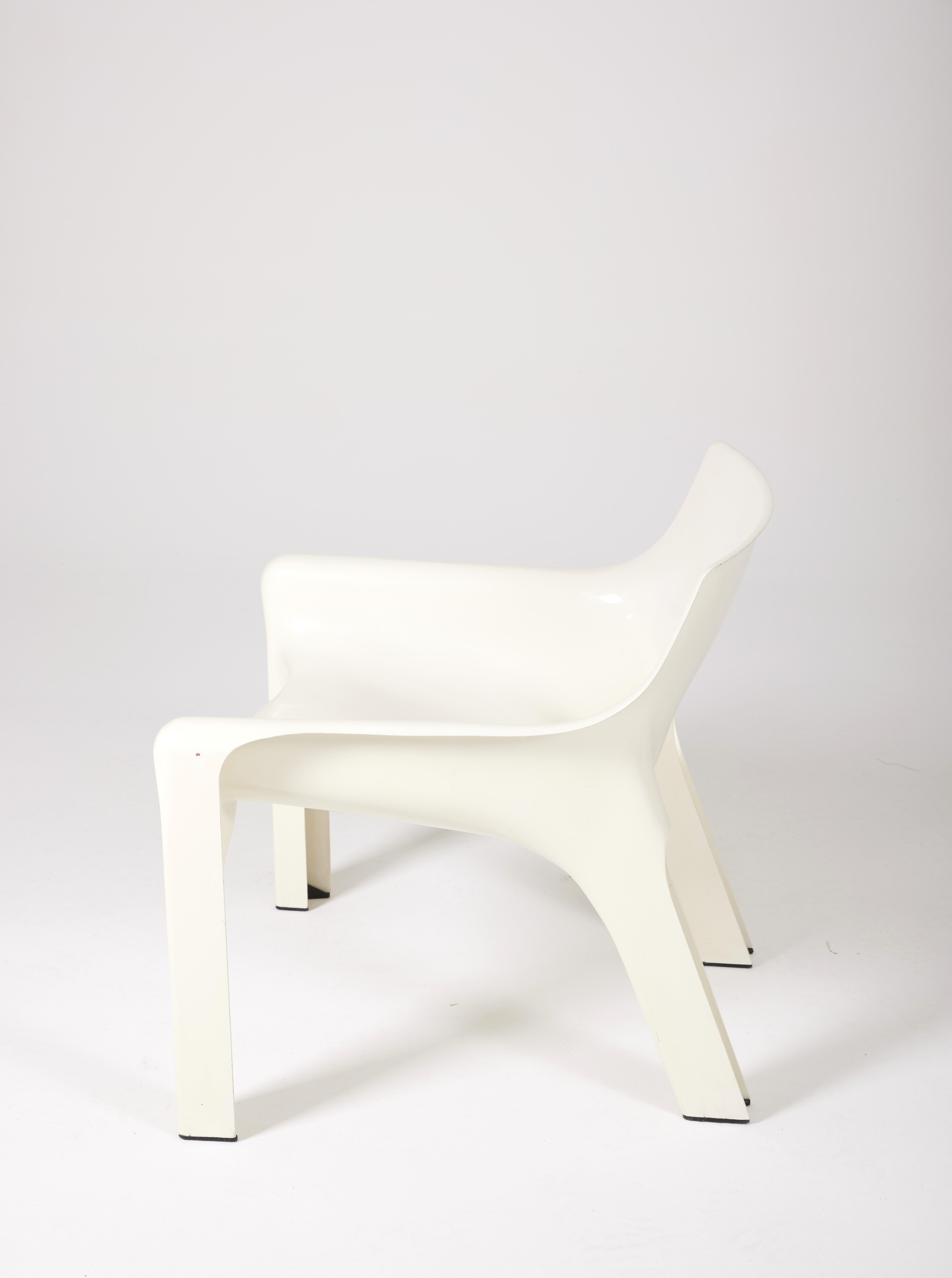 Vicario Chair Set by Vico Magistretti for Artemide, 1972 In Good Condition In PARIS, FR
