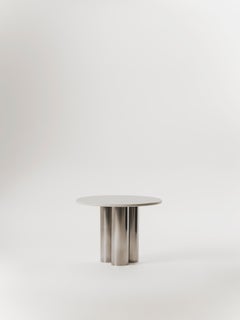 Tavolo da pranzo Vicca in microcemento e acciaio inox di Marlot Baus