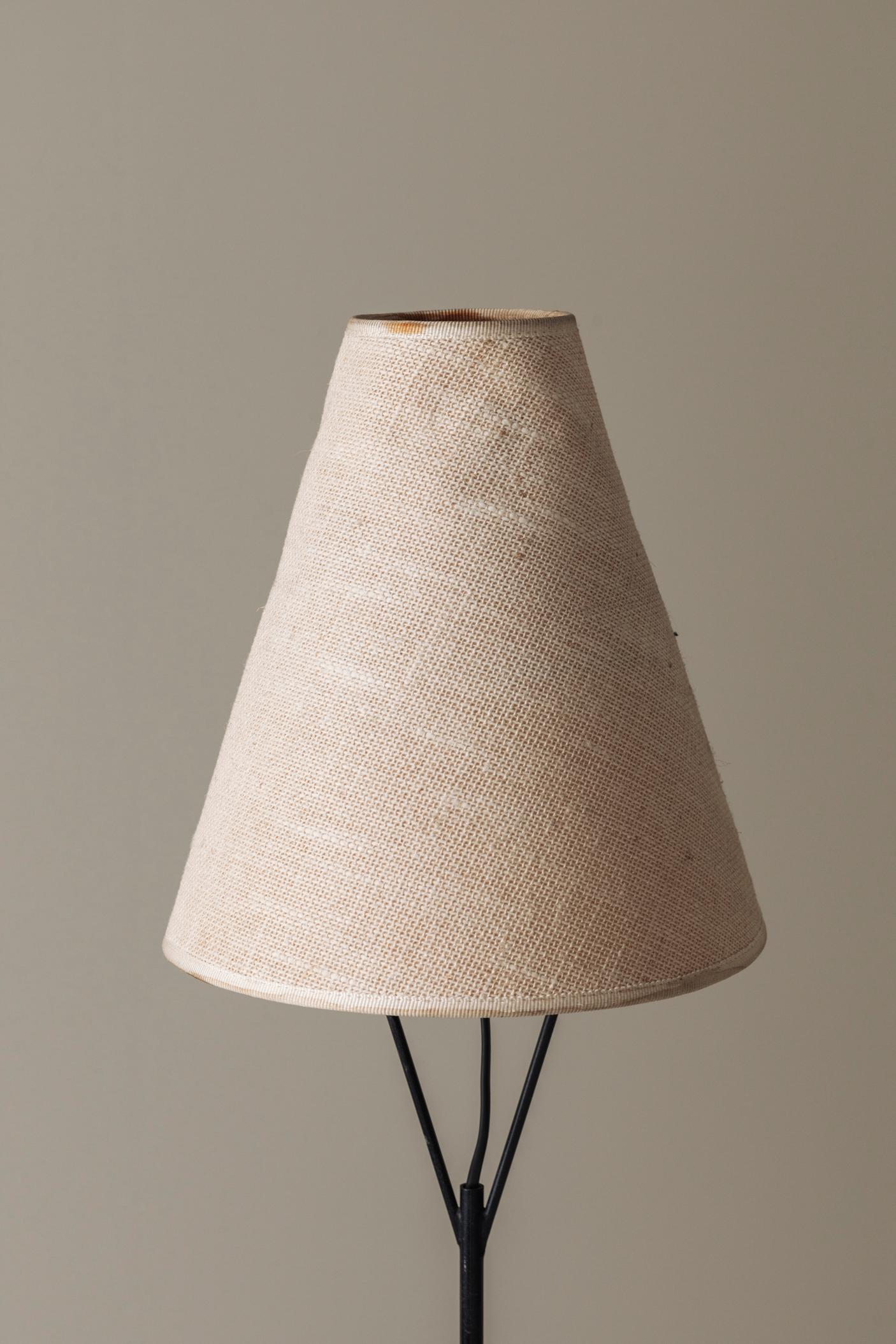 Milieu du XXe siècle Lampadaire 'Vice Versa' de Carl Auböck produit par ASEA en Suède, années 1950. en vente