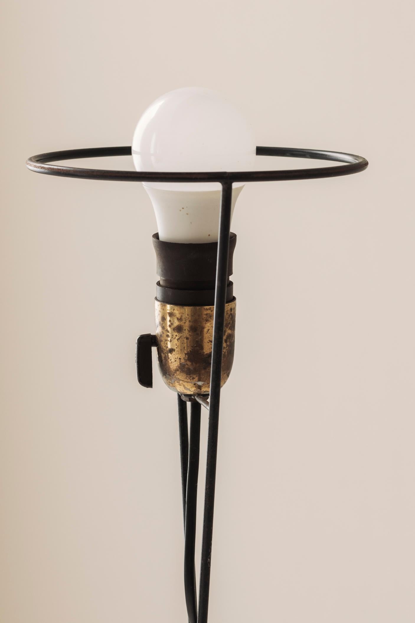 Métal Lampadaire 'Vice Versa' de Carl Auböck produit par ASEA en Suède, années 1950. en vente