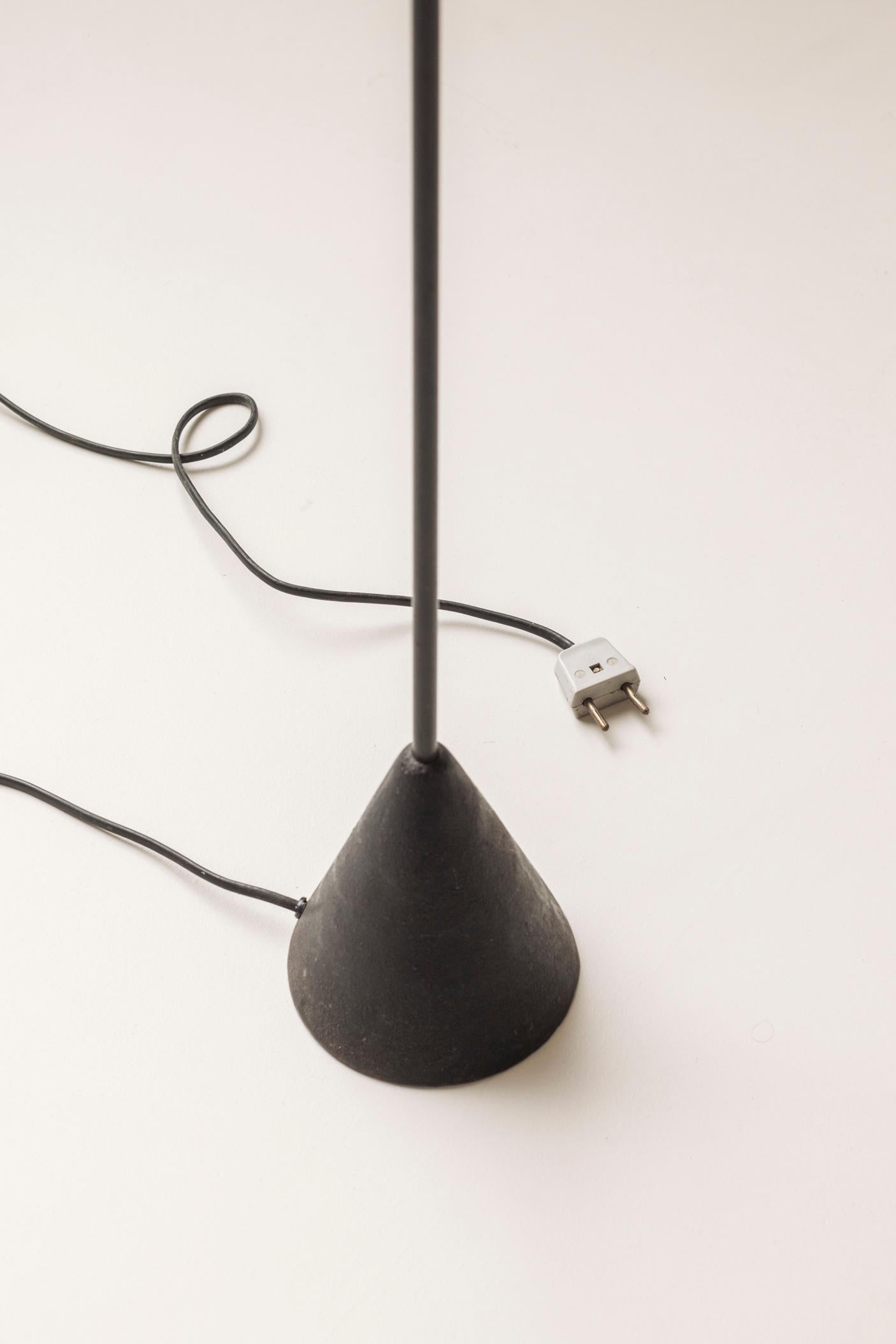 Lampadaire 'Vice Versa' de Carl Auböck produit par ASEA en Suède, années 1950. en vente 2