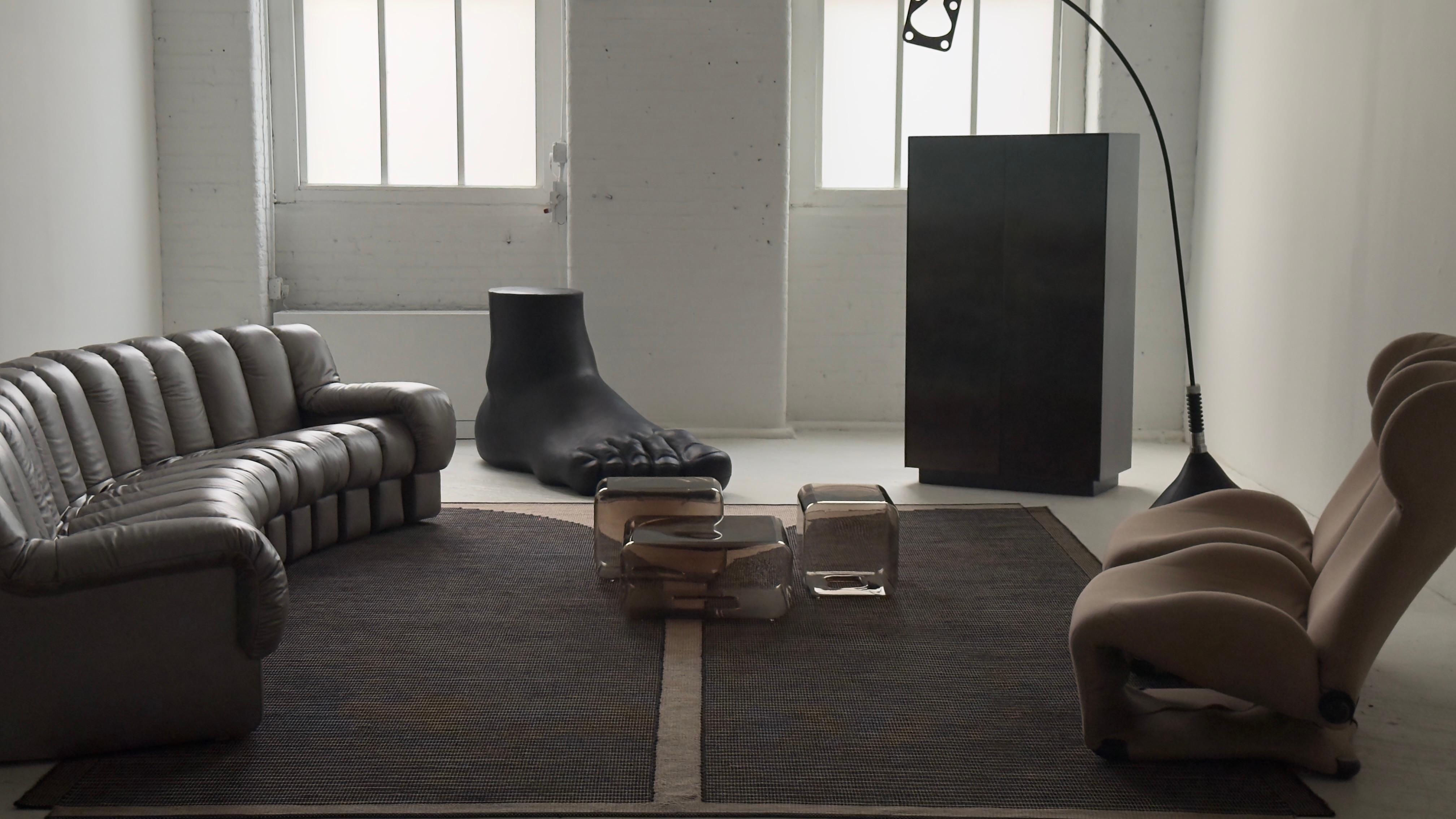 VICE VERSA handmade rug by Chiara Andreatti - Gran Salotto by Duplex For Sale 1