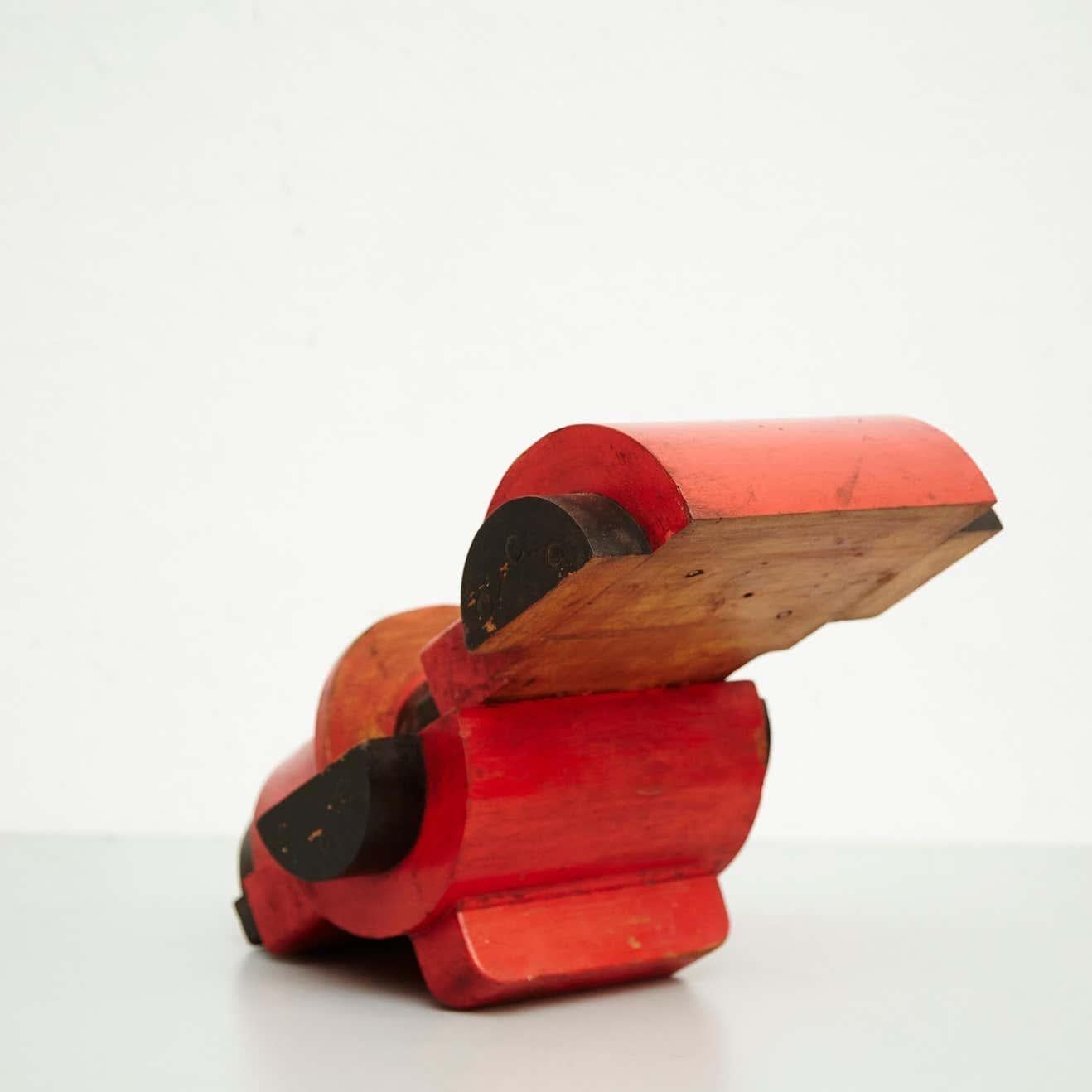 Die Skulptur AEM-501 wurde von Vicenç Orsola um 2007 in Barcelona geschaffen.    Bemaltes Holz    In großartigem Originalzustand, mit geringen alters- und gebrauchsbedingten Abnutzungserscheinungen, die eine schöne Patina bewahren.
