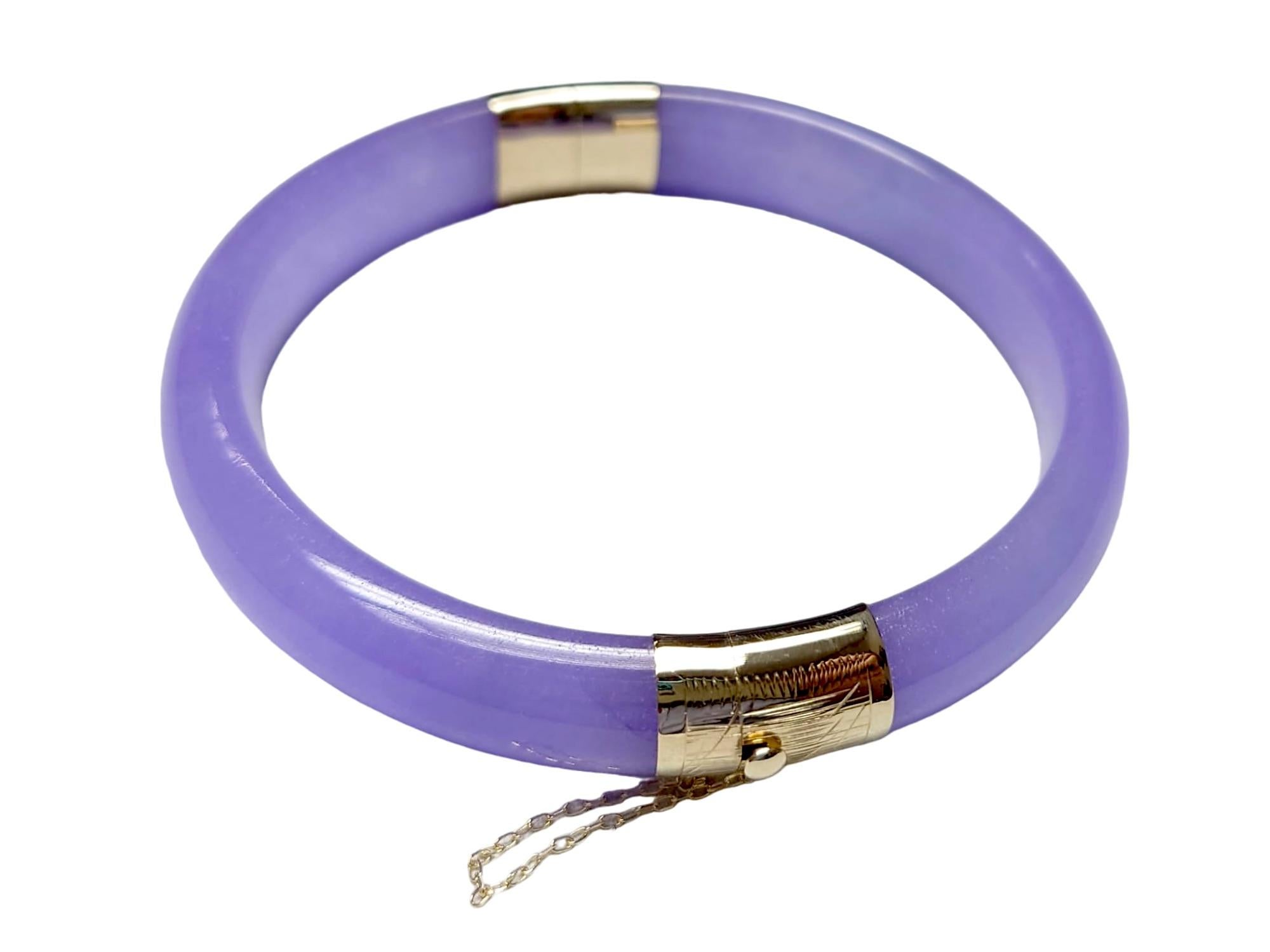 Viceroy's Circular Lavender Jade Bangle Bracelet (with 14K Yellow Gold) For Sale 7