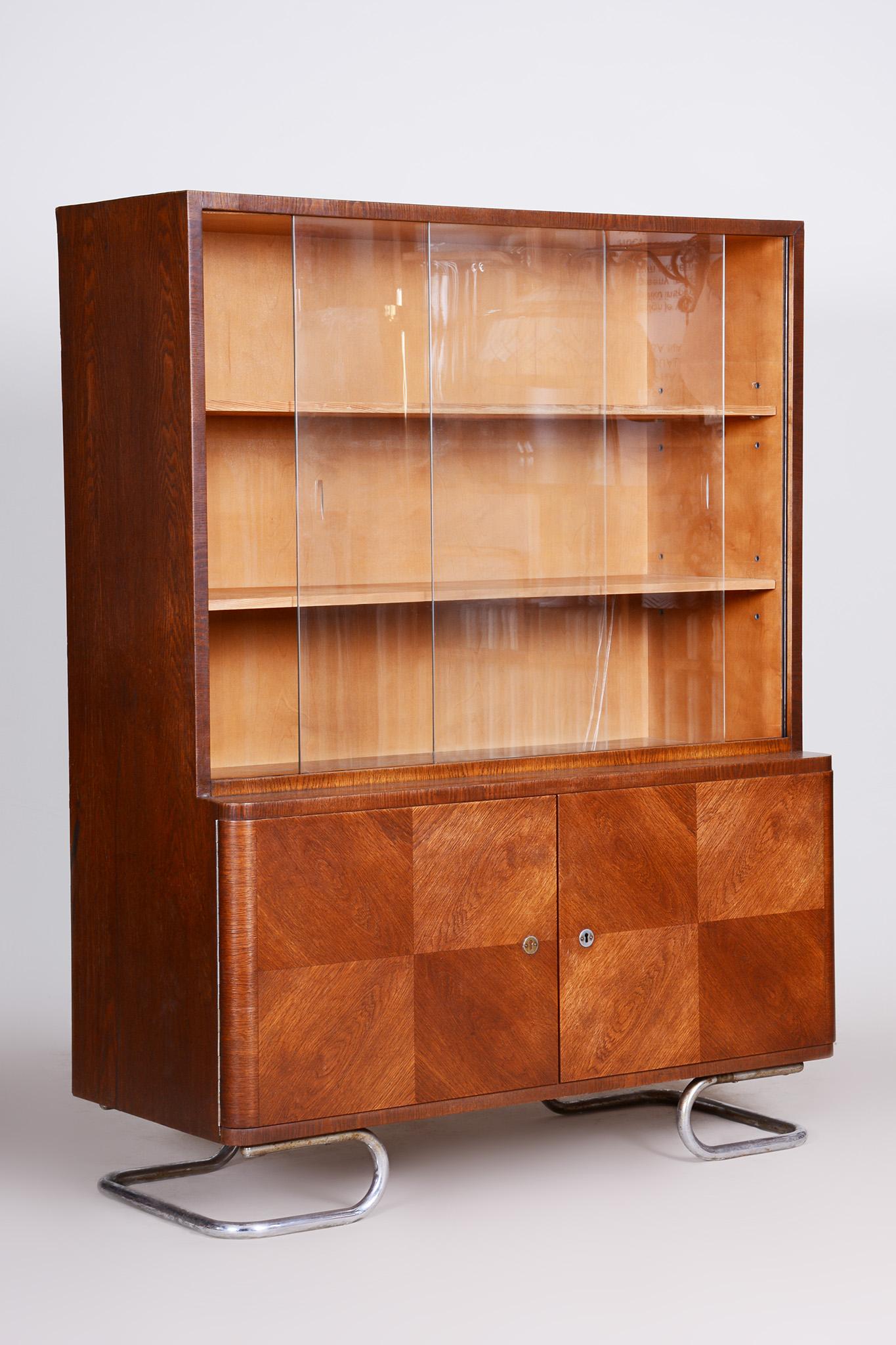Mid-20th Century Vichr a Spol Art Deco Bookcase Made in 1930s Czechia For Sale