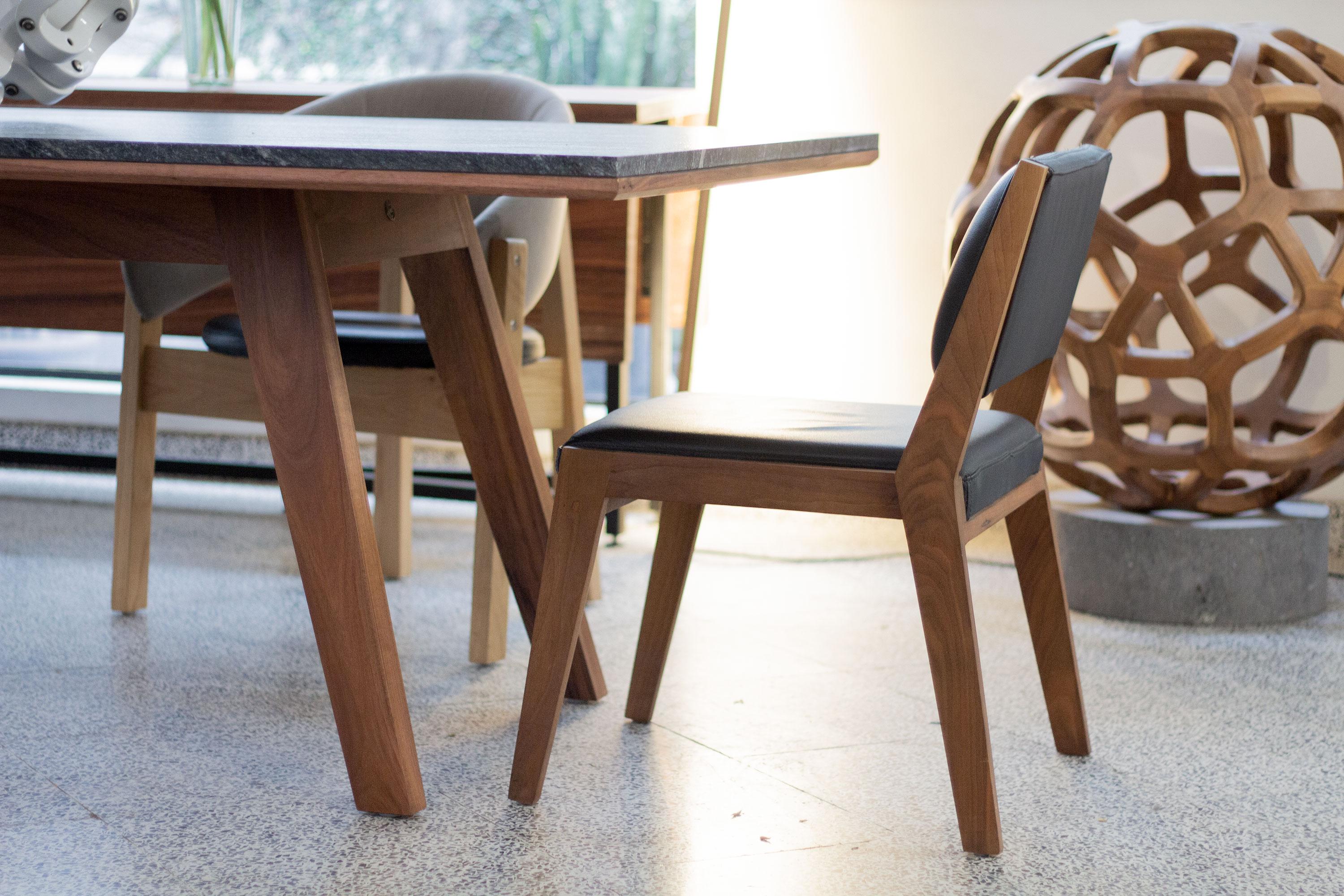 Vicina, Granite Rectangle Dining Table with Solid Walnut Base, Modern & Durable For Sale 2