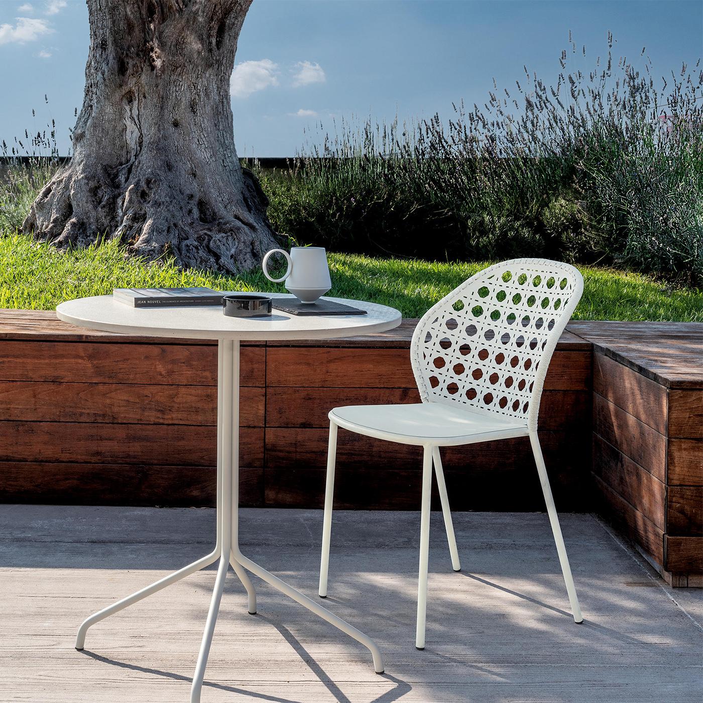 Contemporary Vick Outdoor Chair For Sale