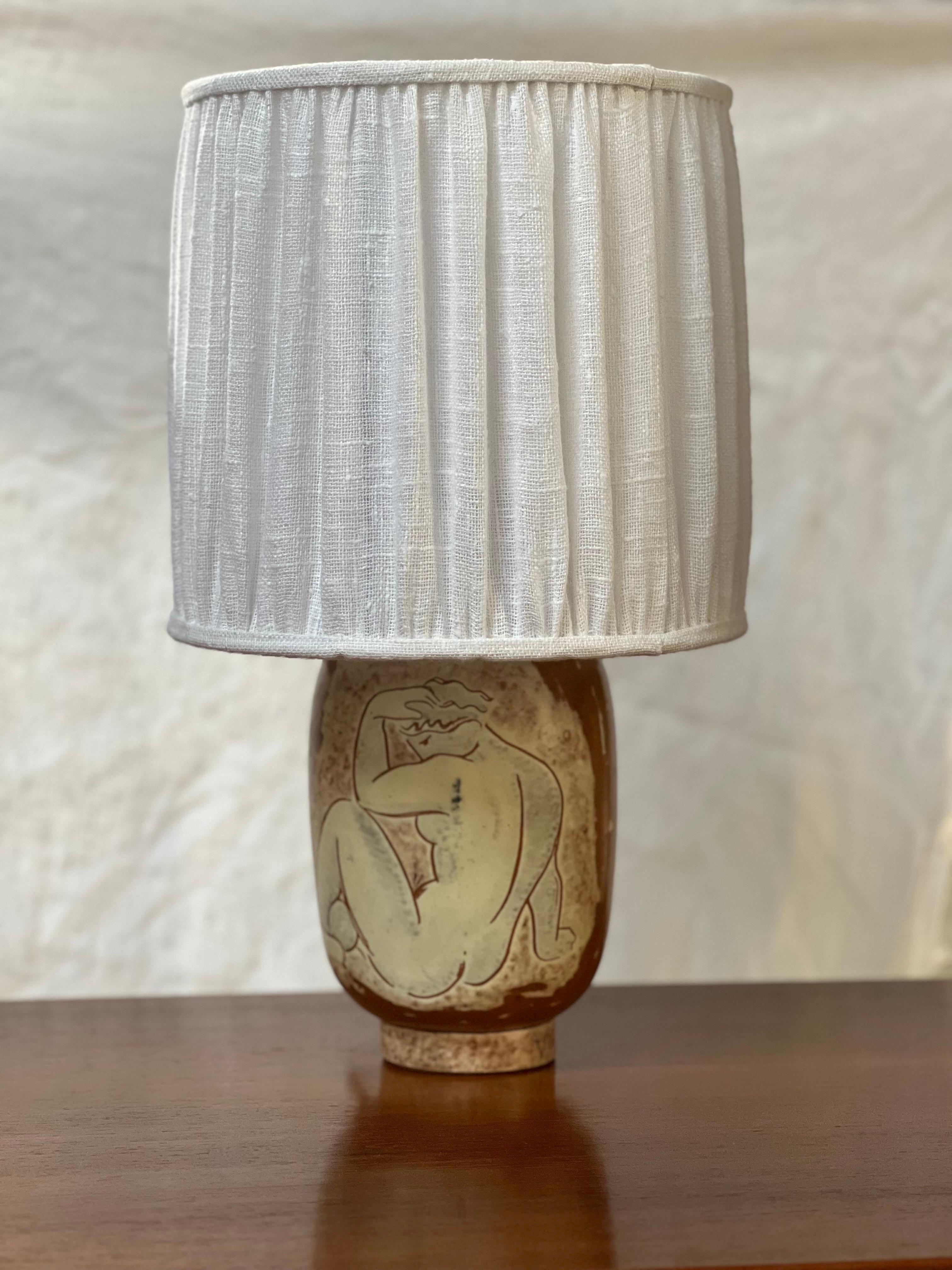 Scandinave moderne Vicke Lindstrand, lampe, femme nue 45 cm, 1936, Suède en vente