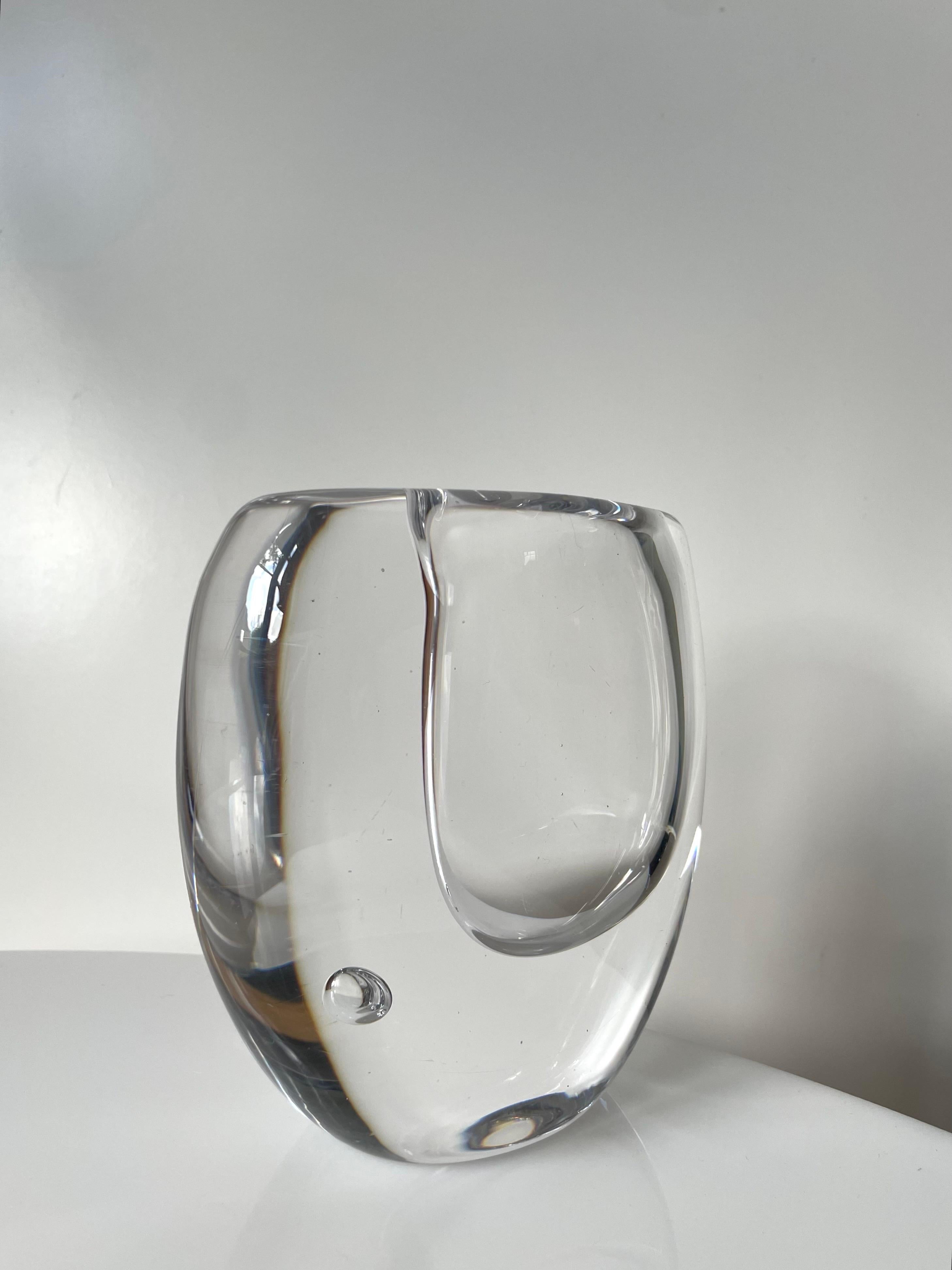 Verre Vase à bulles décoratif en verre d'art Vicke Lindstrand, années 1950 en vente