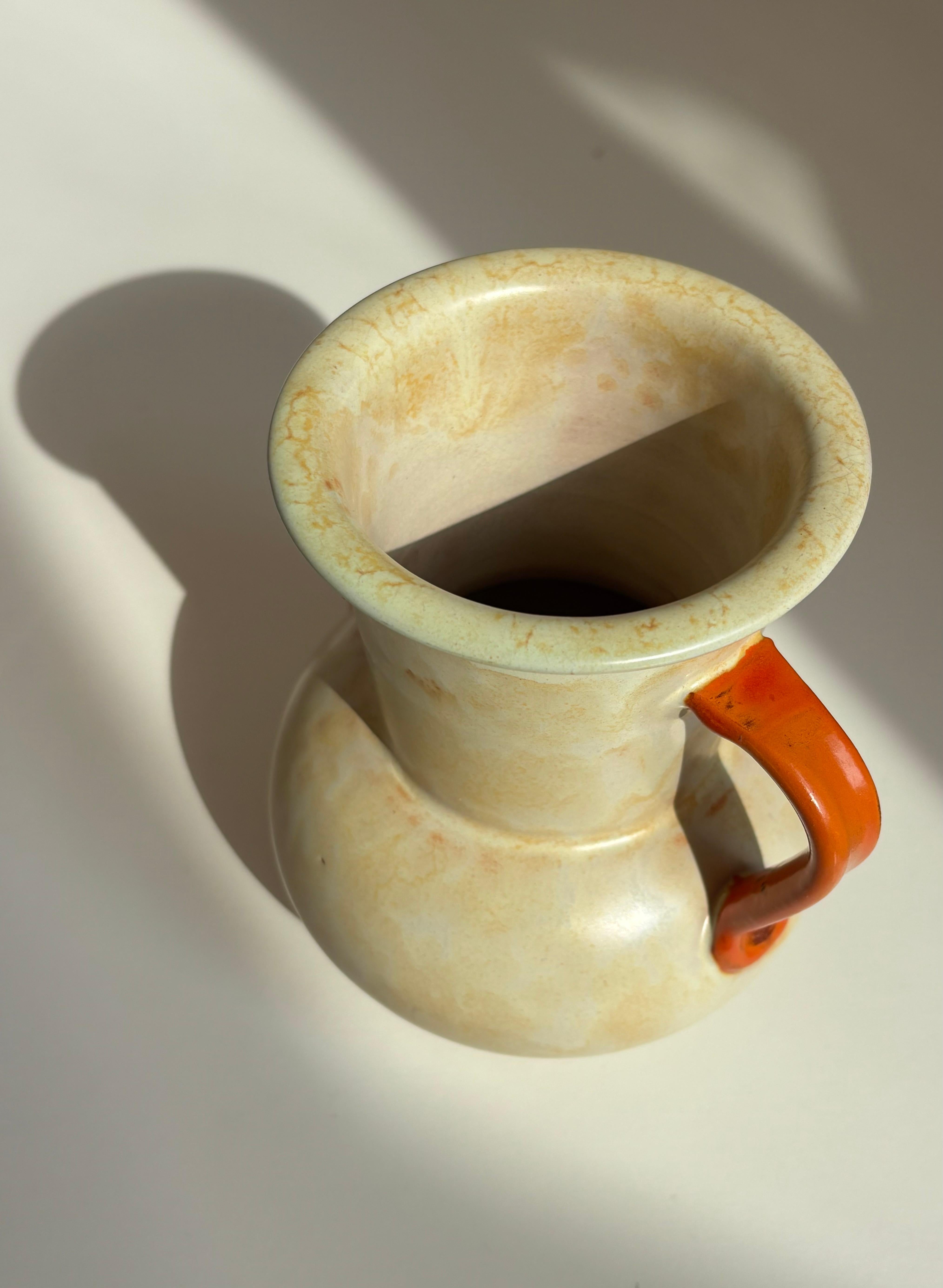 Glazed Vicke Lindstrand Dusty Yellow Ceramic Vase, Upsala Ekeby, Sweden, 1940s For Sale
