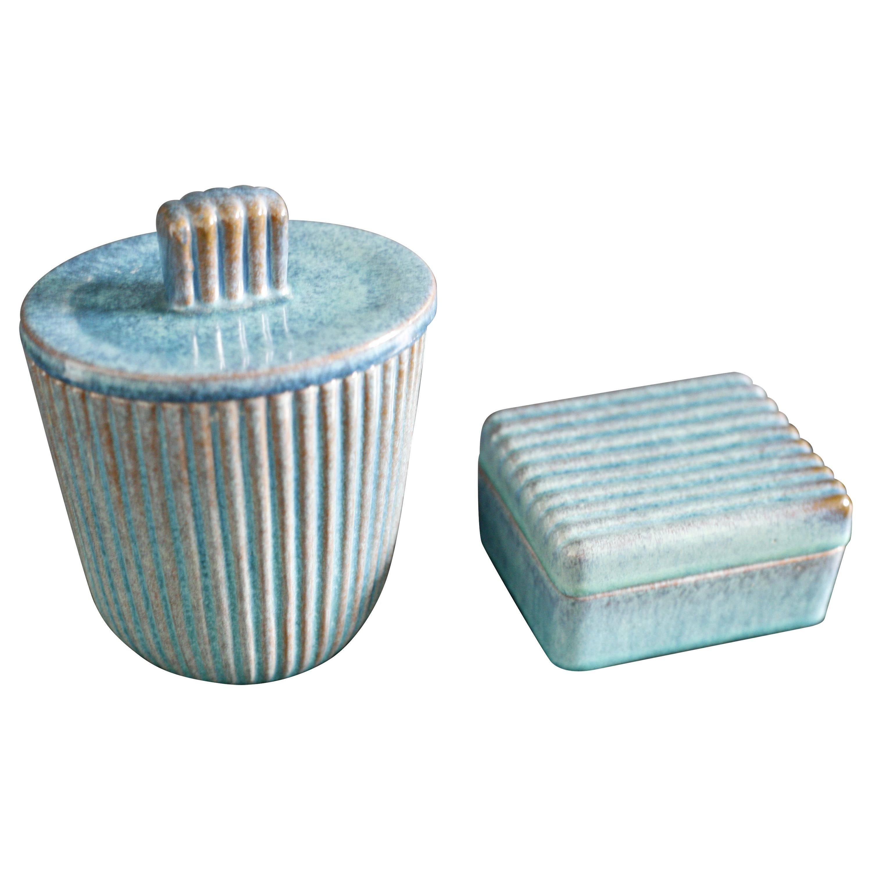 Vicke Lindstrand, Ekeby Urn and and Ceramic Box with Lid, Sweden, 1960 For Sale