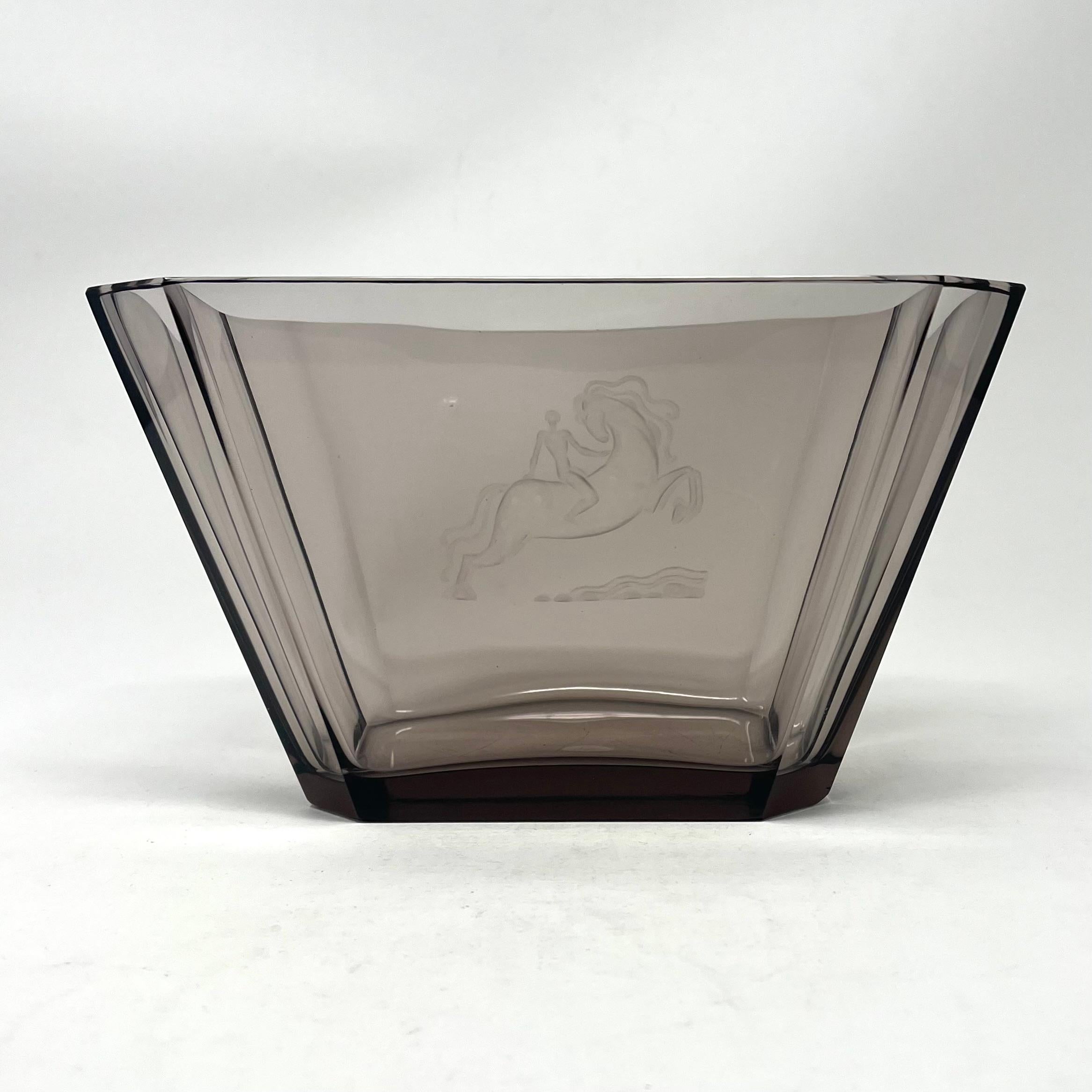 Art Deco Vicke Lindstrand Engraved Glass Bowl Horse and Rider Orrefors 1930s For Sale
